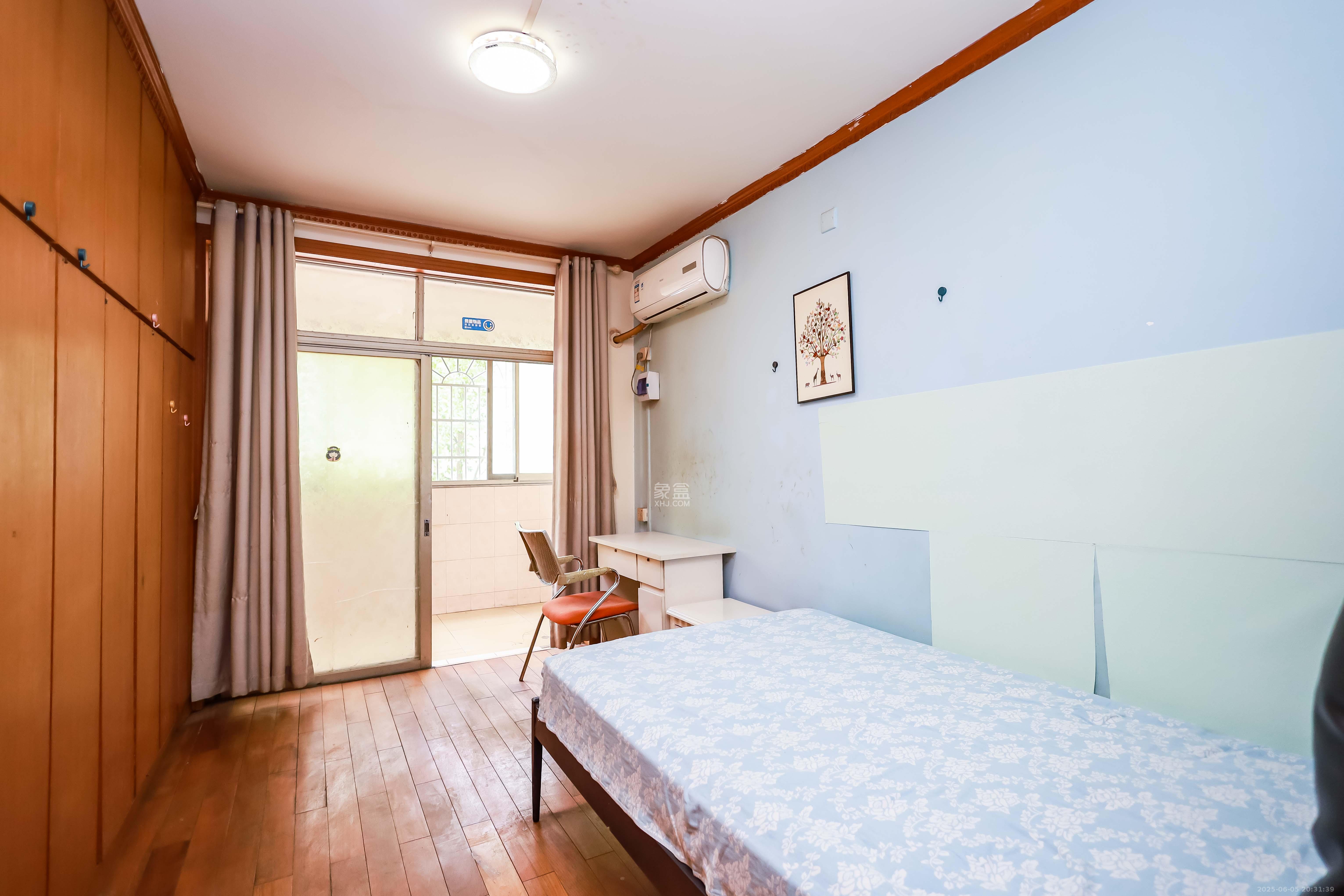 湘卫花苑 3室2厅1卫 78.8万 湘卫花苑 3室2厅1卫 78.8万卧室