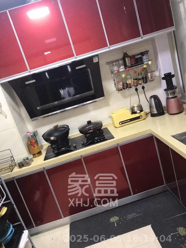 紫晶城  3室2厅2卫   1700.00元/月室内图