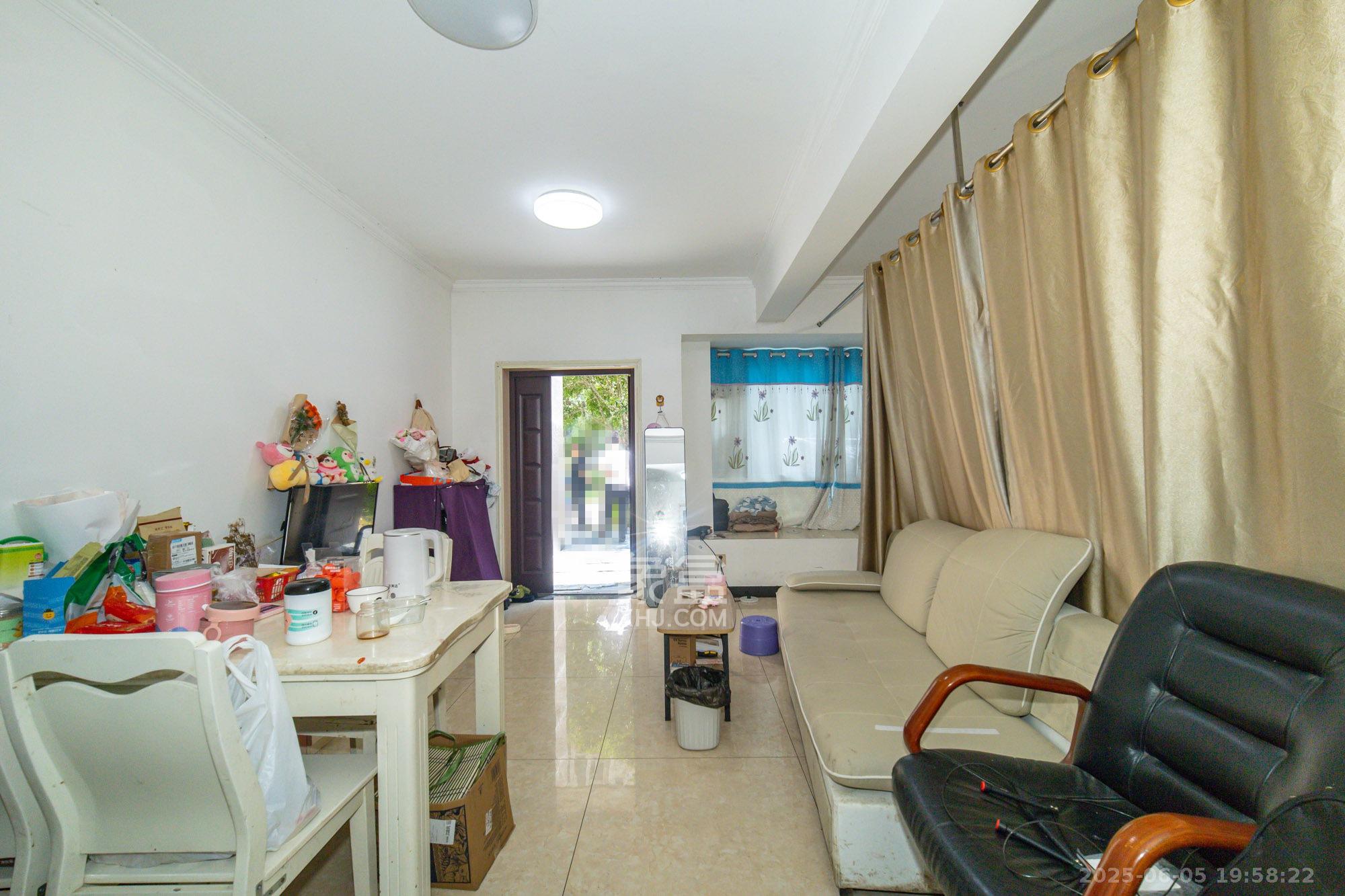 金科时代中心 3室2厅2卫 62.8万 金科时代中心 3室2厅2卫 62.8万其他