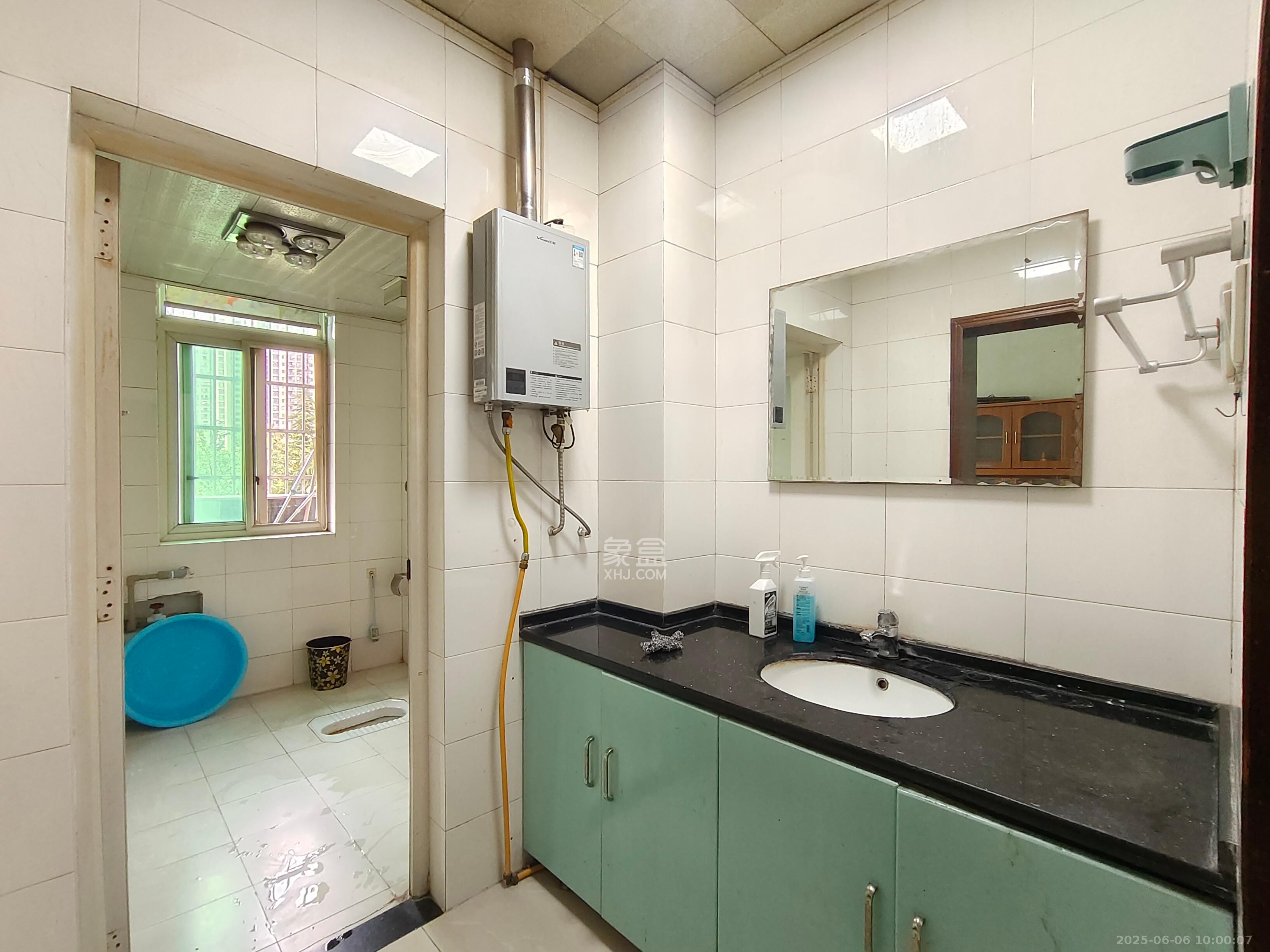 欣胜园 4室2厅1卫 2500.0元/月 欣胜园 4室2厅1卫 2500.0元/月室内图