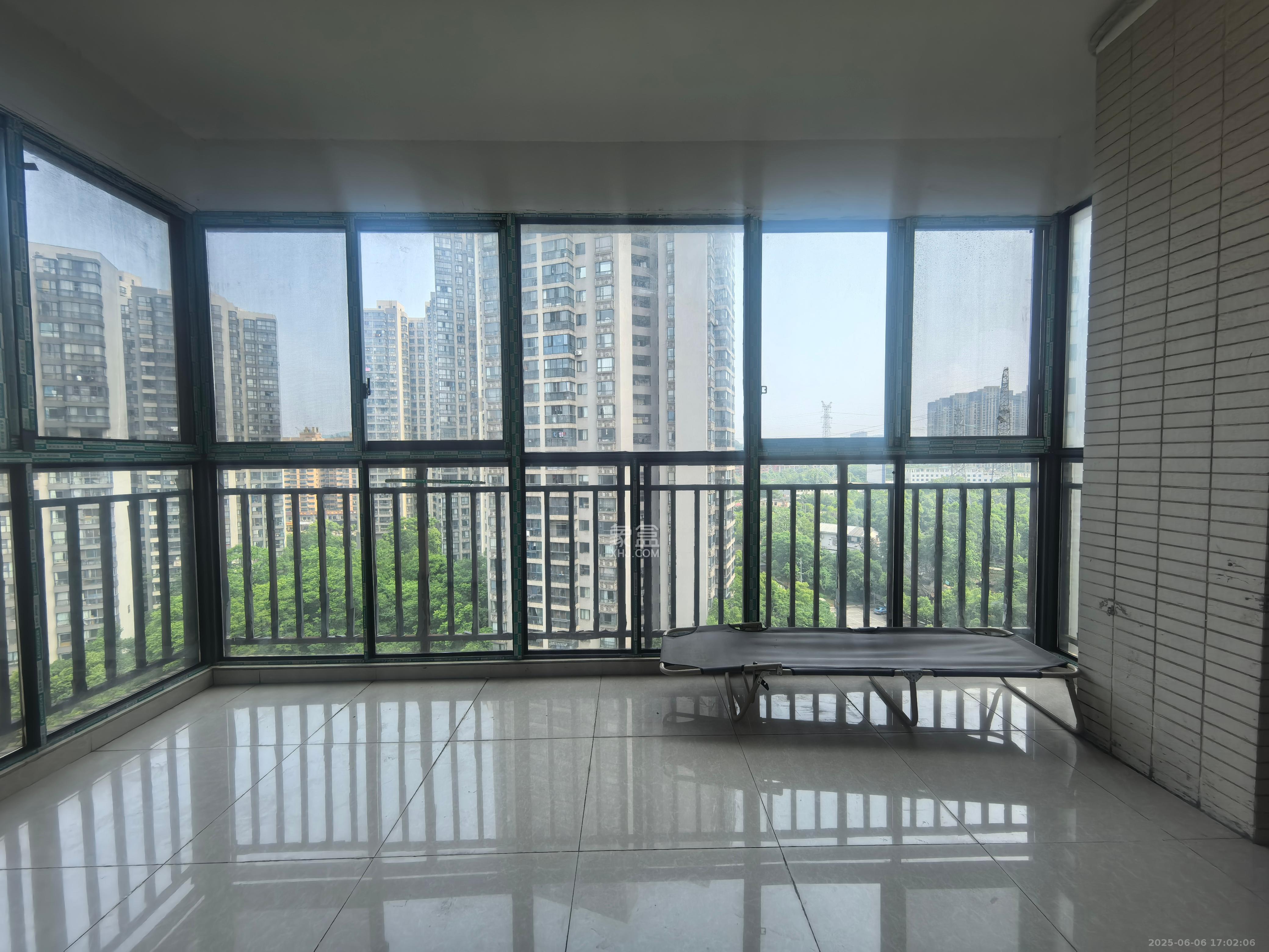 莱茵城 2室2厅2卫 1600.0元/月 莱茵城 2室2厅2卫 1600.0元/月室内图