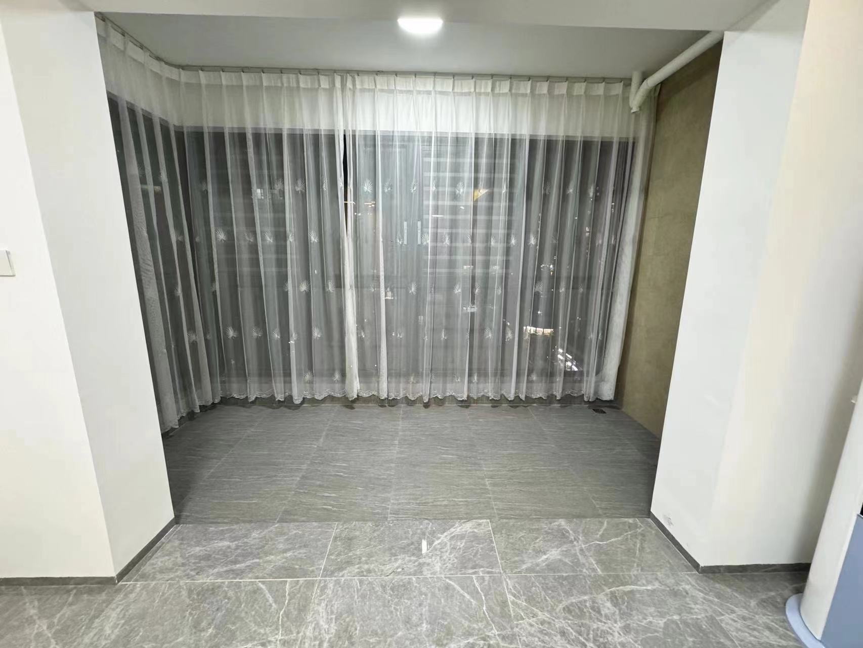 滨海丽景  3室2厅2卫   4500.00元/月室内图