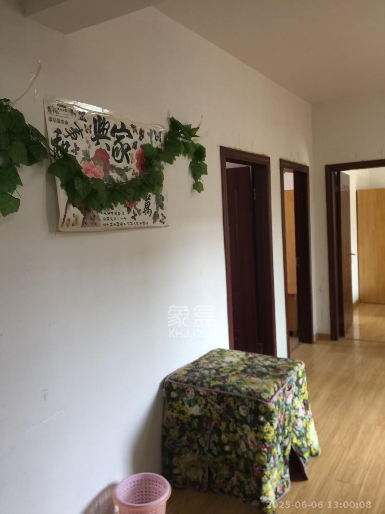 山水印象(愿景想山) 3室2厅1卫 1200.0元/月 山水印象(愿景想山) 3室2厅1卫 1200.0元/月室内图