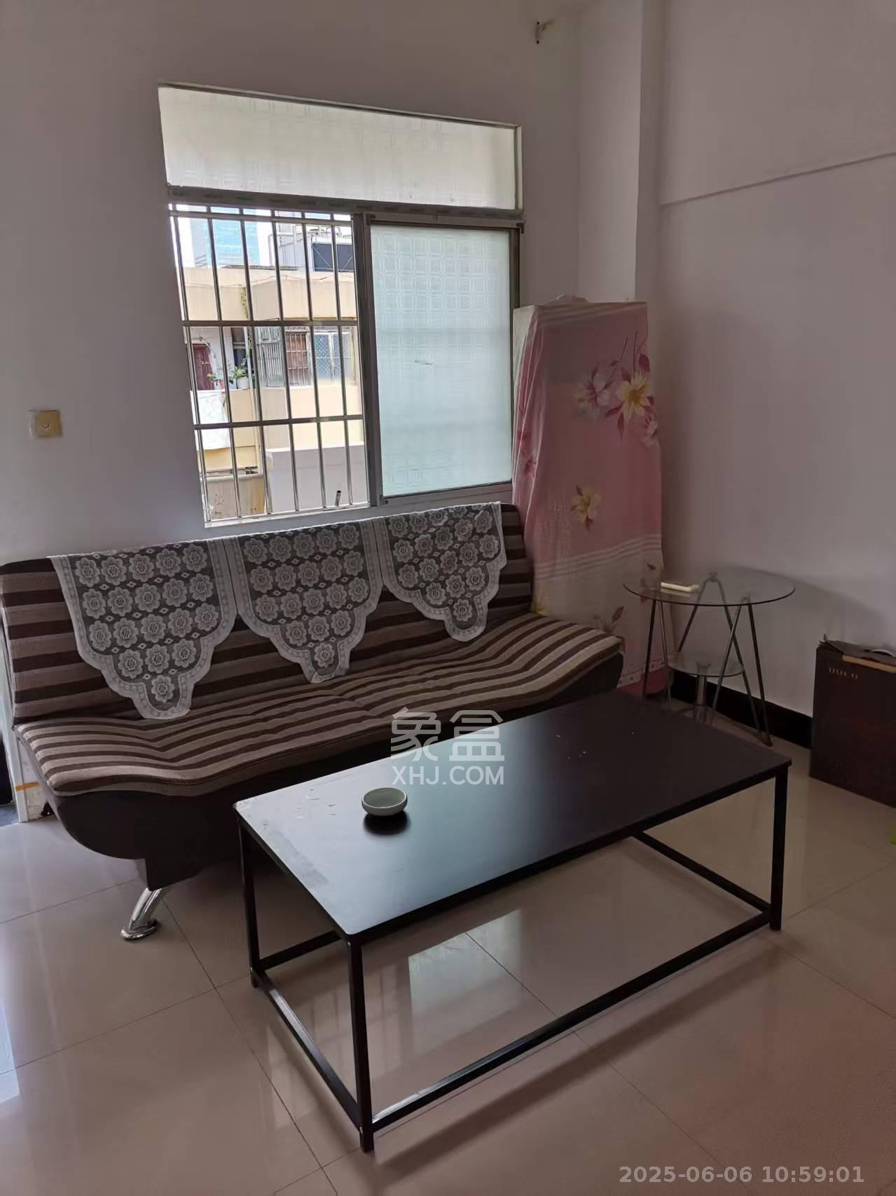 工商所宿舍(上碧湘街30号) 2室1厅1卫 2200.0元/月 工商所宿舍(上碧湘街30号) 2室1厅1卫 2200.0元/月室内图