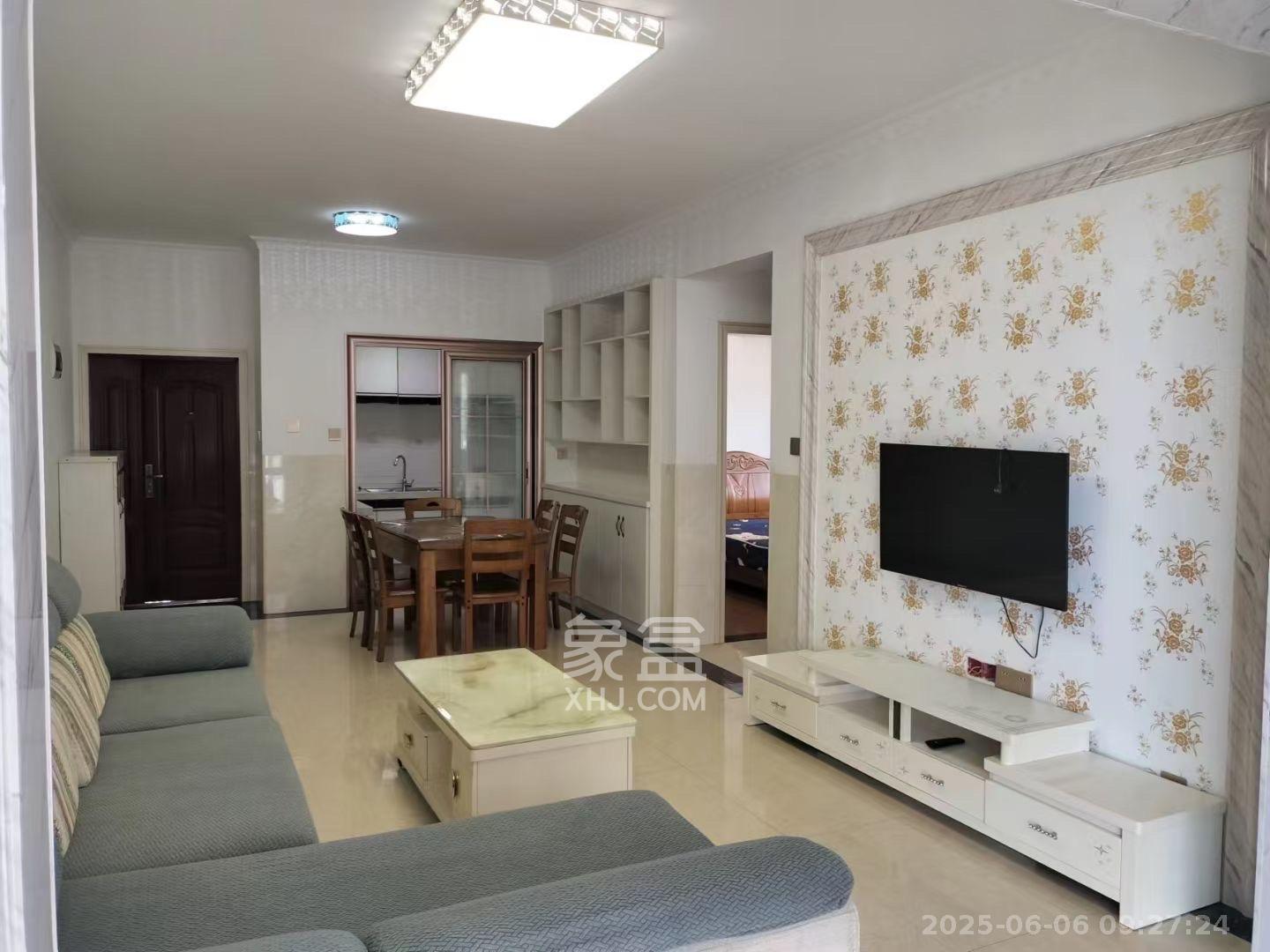 嘉顺苑 2室2厅1卫 2100.0元/月 嘉顺苑 2室2厅1卫 2100.0元/月室内图