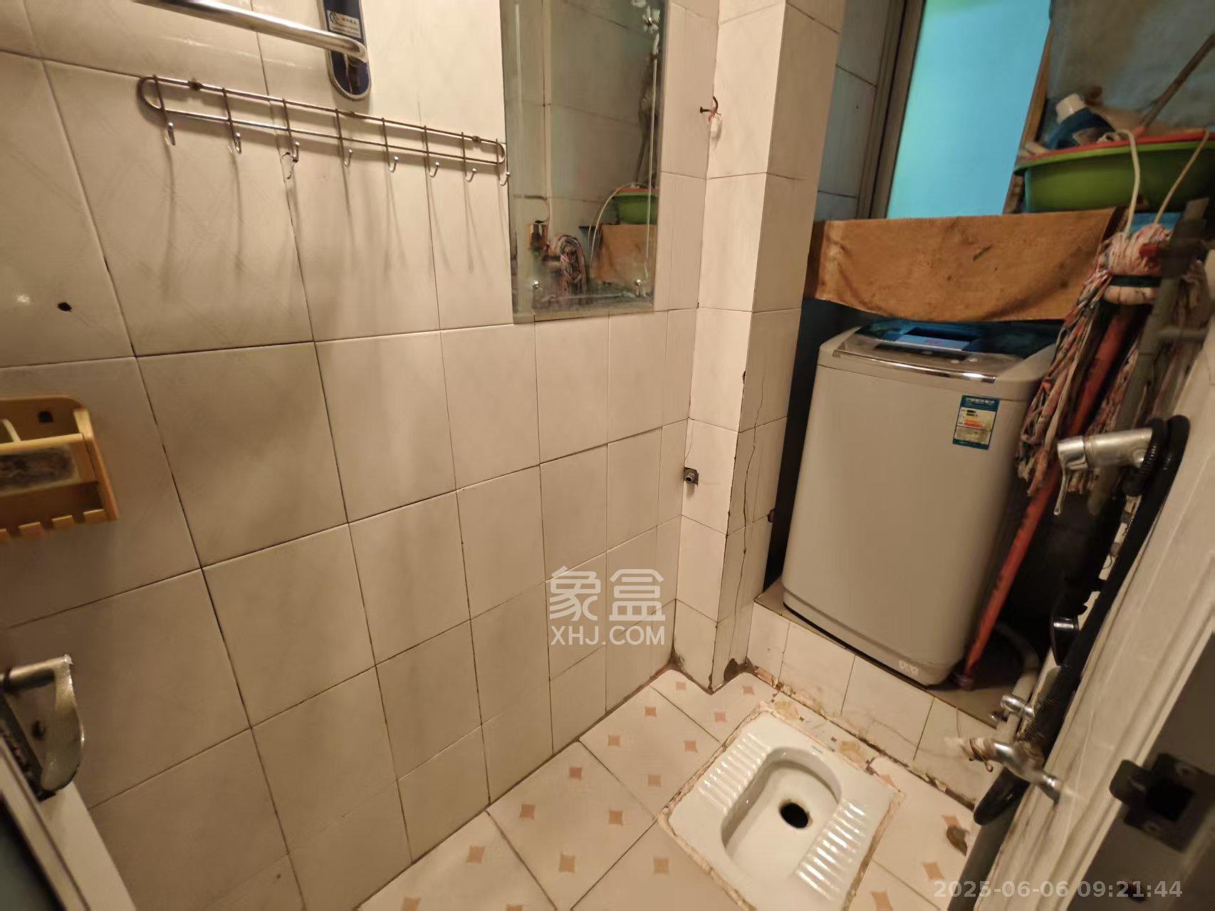 南湖路水工机械厂宿舍 2室1厅1卫 1300.0元/月 南湖路水工机械厂宿舍 2室1厅1卫 1300.0元/月室内图