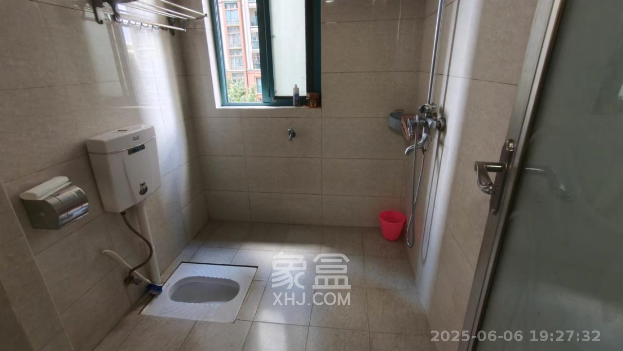 蝴蝶谷  3室2厅1卫   1600.00元/月室内图