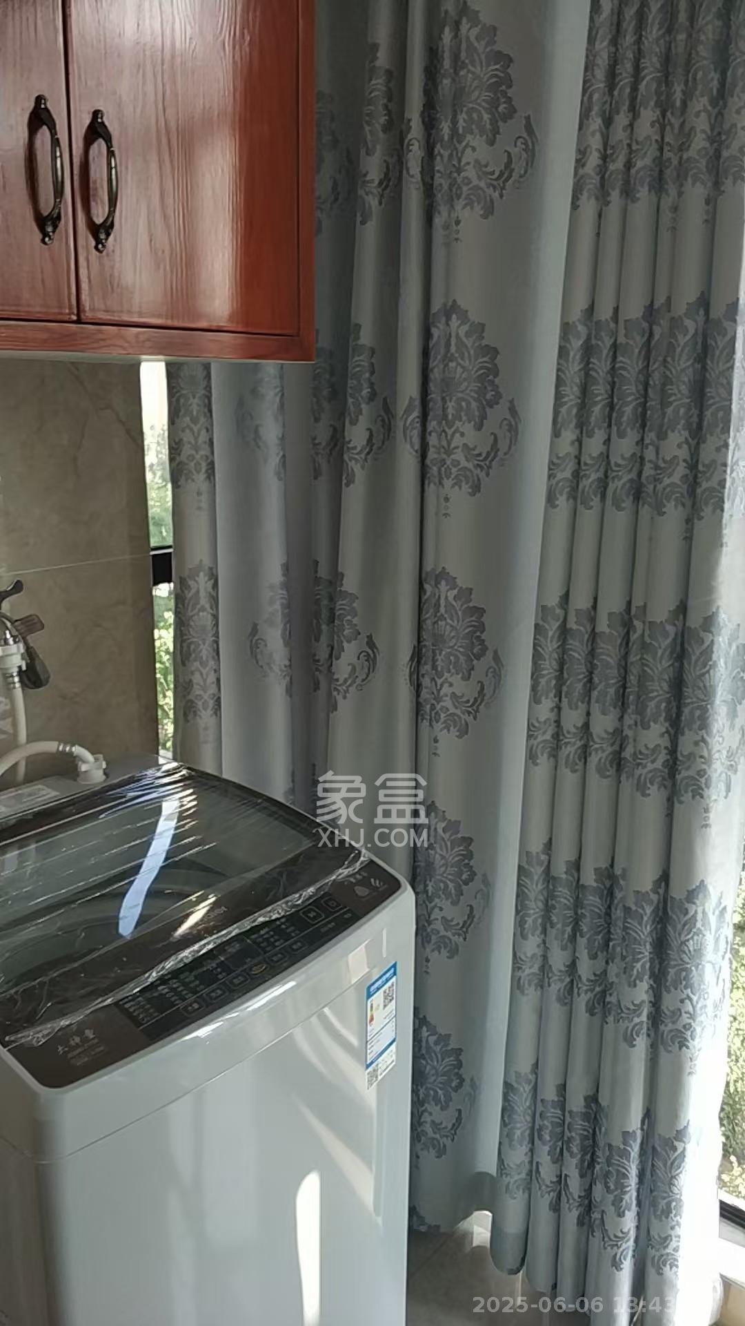 中国铁建梅溪青秀二期  3室2厅2卫   3000.00元/月室内图