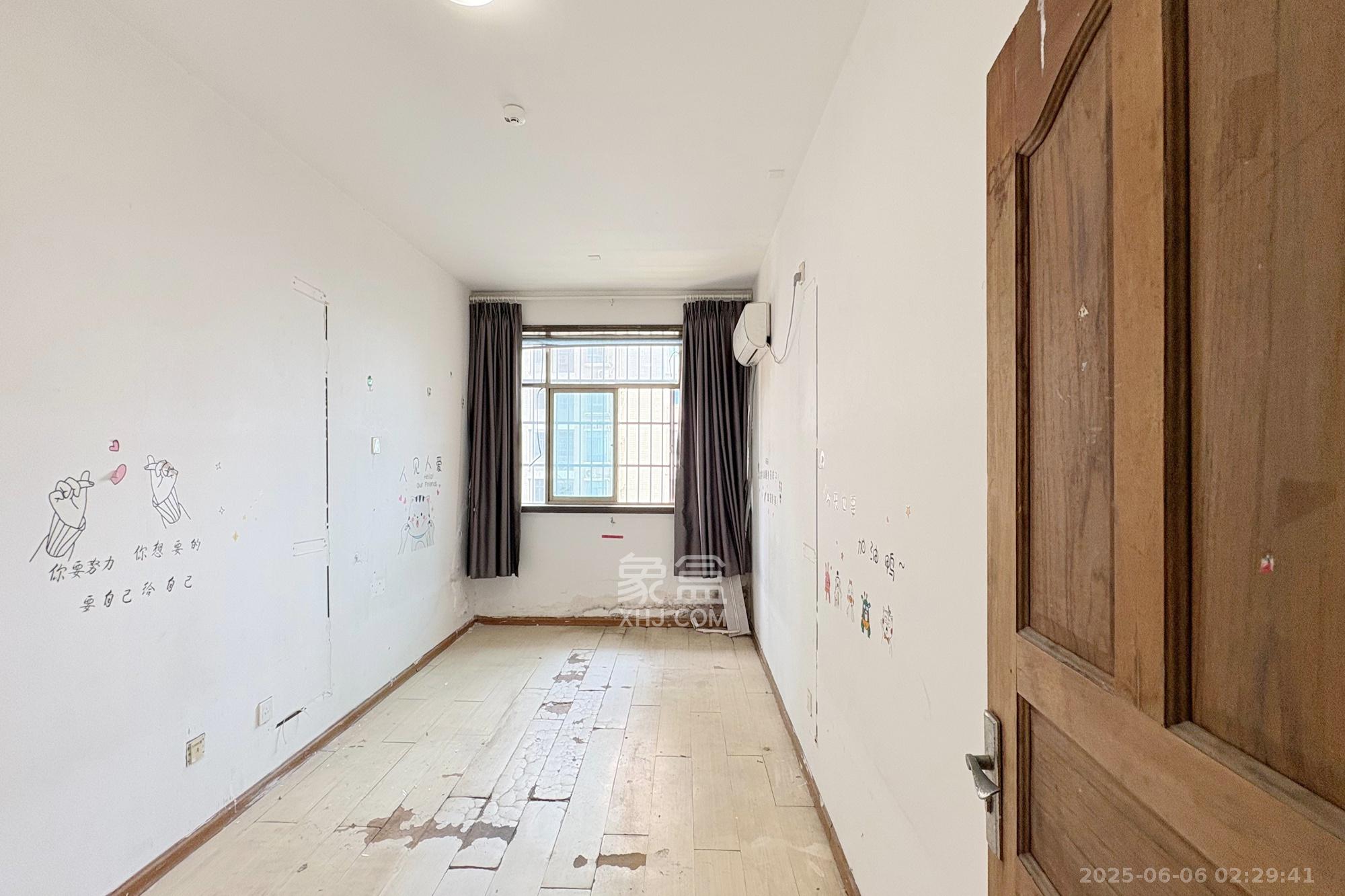 王府井公寓（福源公寓）  3室2厅1卫    200.0万卧室