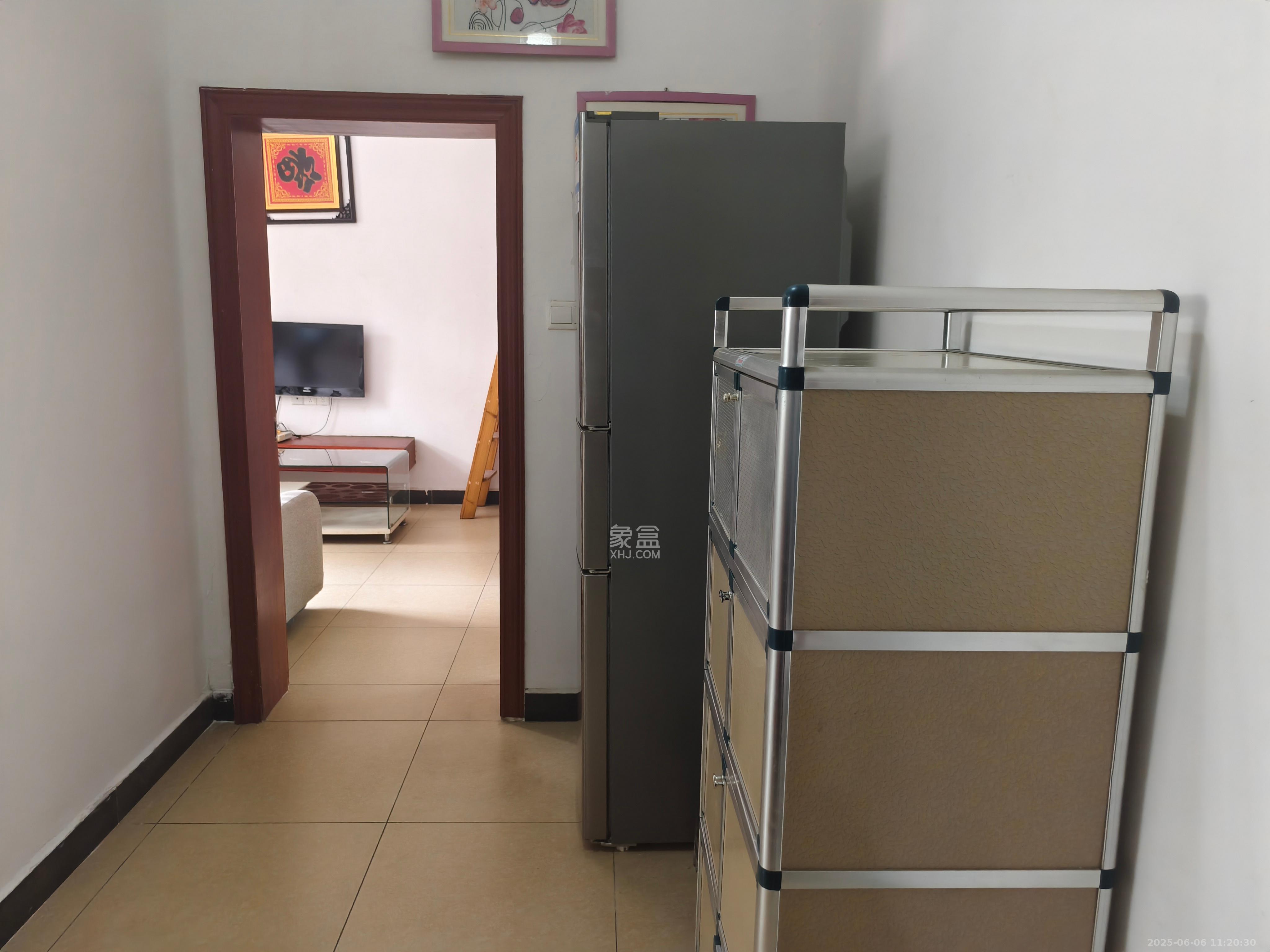 湖开小区（湖南开关厂宿舍）/南大桥社区  1室1厅1卫    1200.0元/月室内图