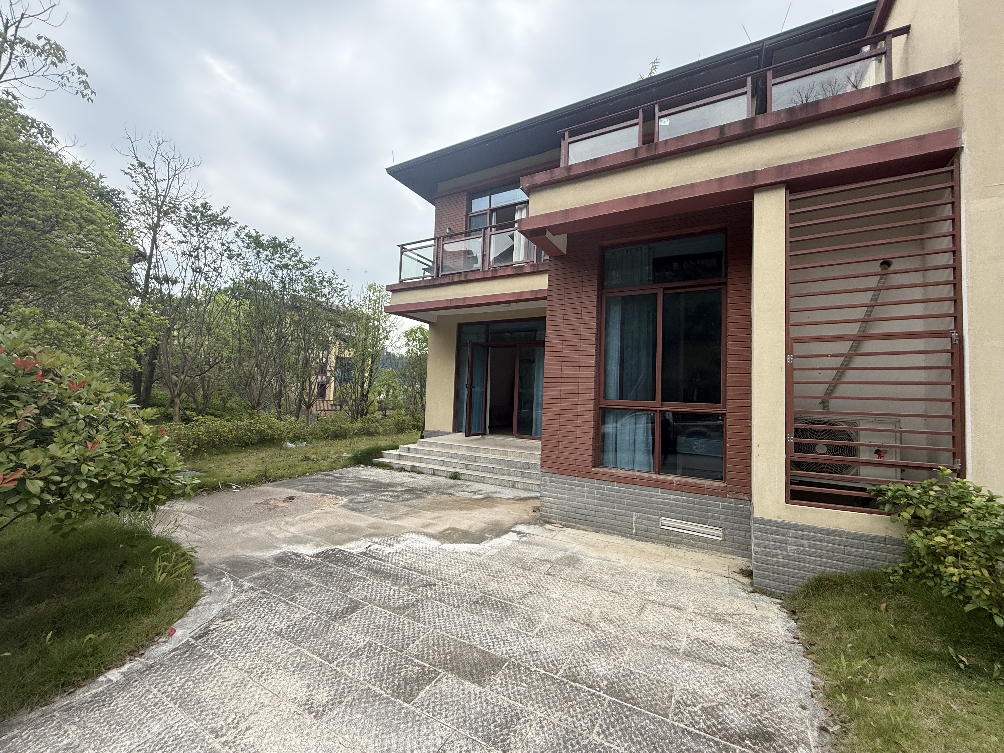 碧桂园  2室2厅2卫    95.8万 碧桂园  2室2厅2卫    95.8万室内图1