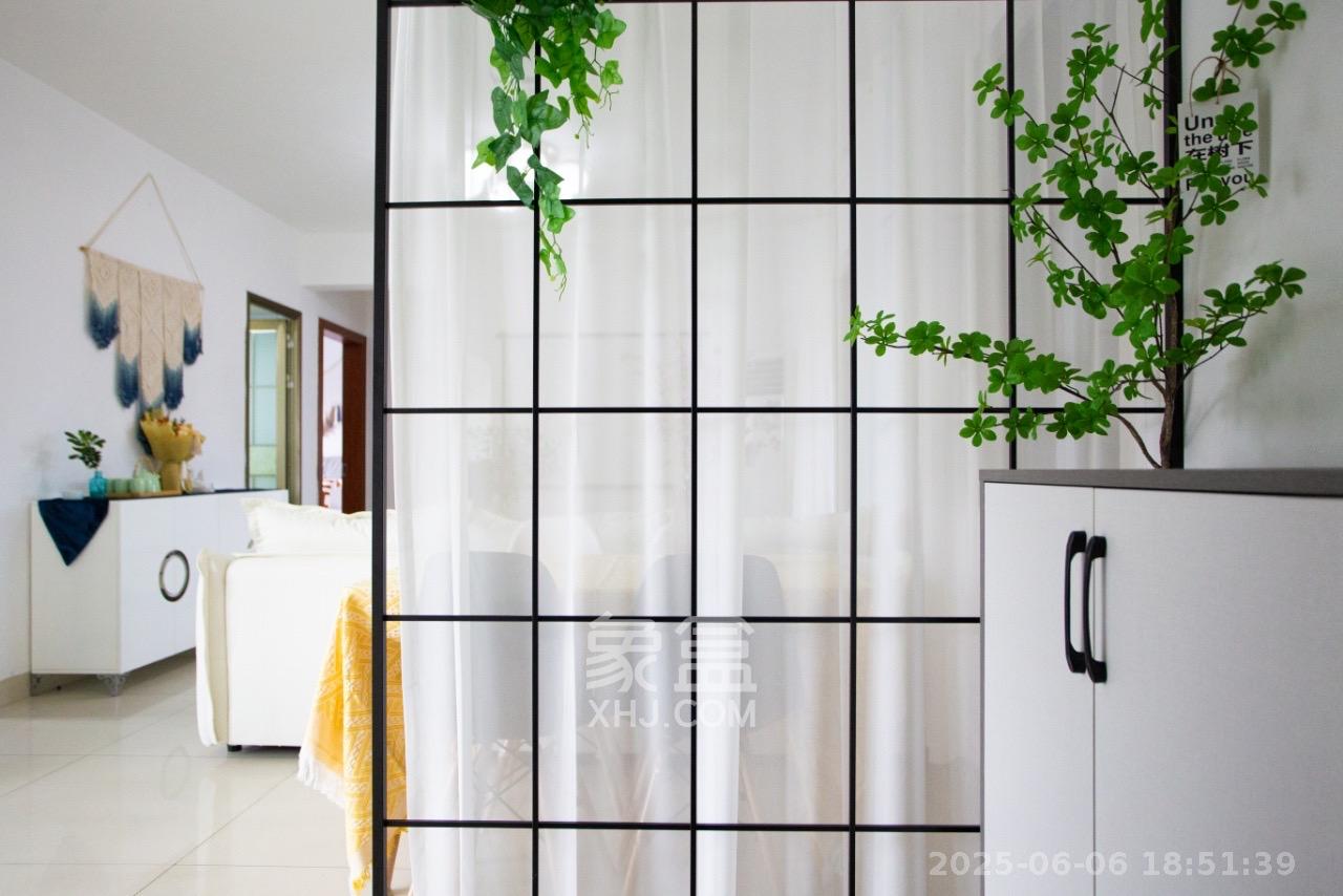 融科檀香山(融科紫檀、香山国际) 2室2厅1卫 3000.0元/月 融科檀香山(融科紫檀、香山国际) 2室2厅1卫 3000.0元/月室内图