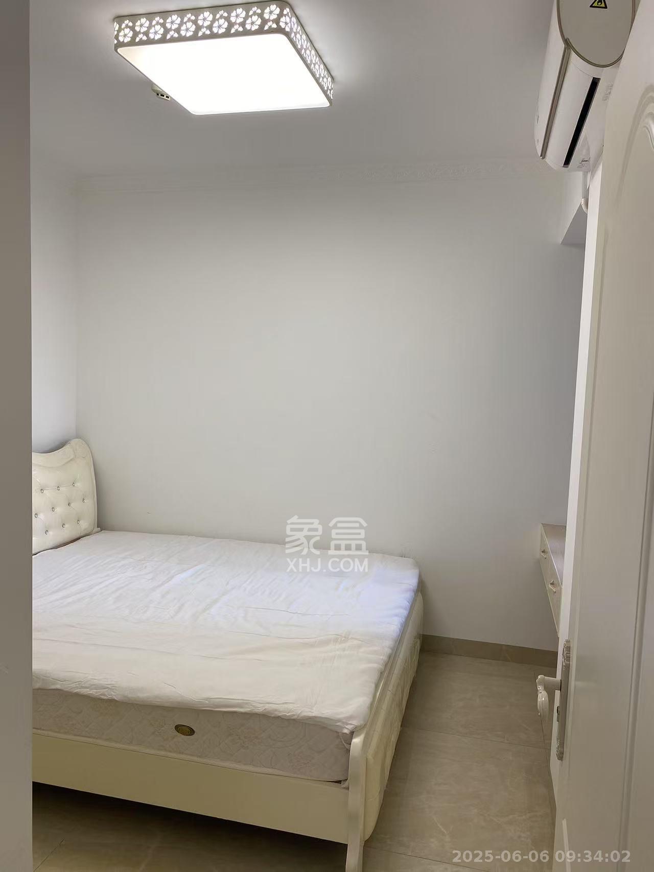 北辰三角洲E6区  3室1厅1卫   3800.00元/月室内图