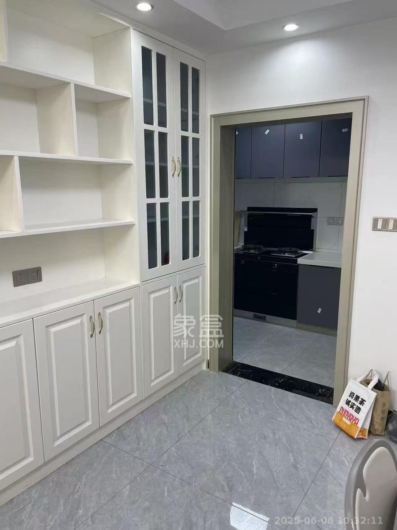 凯富南方鑫城  3室2厅1卫   2200.00元/月室内图