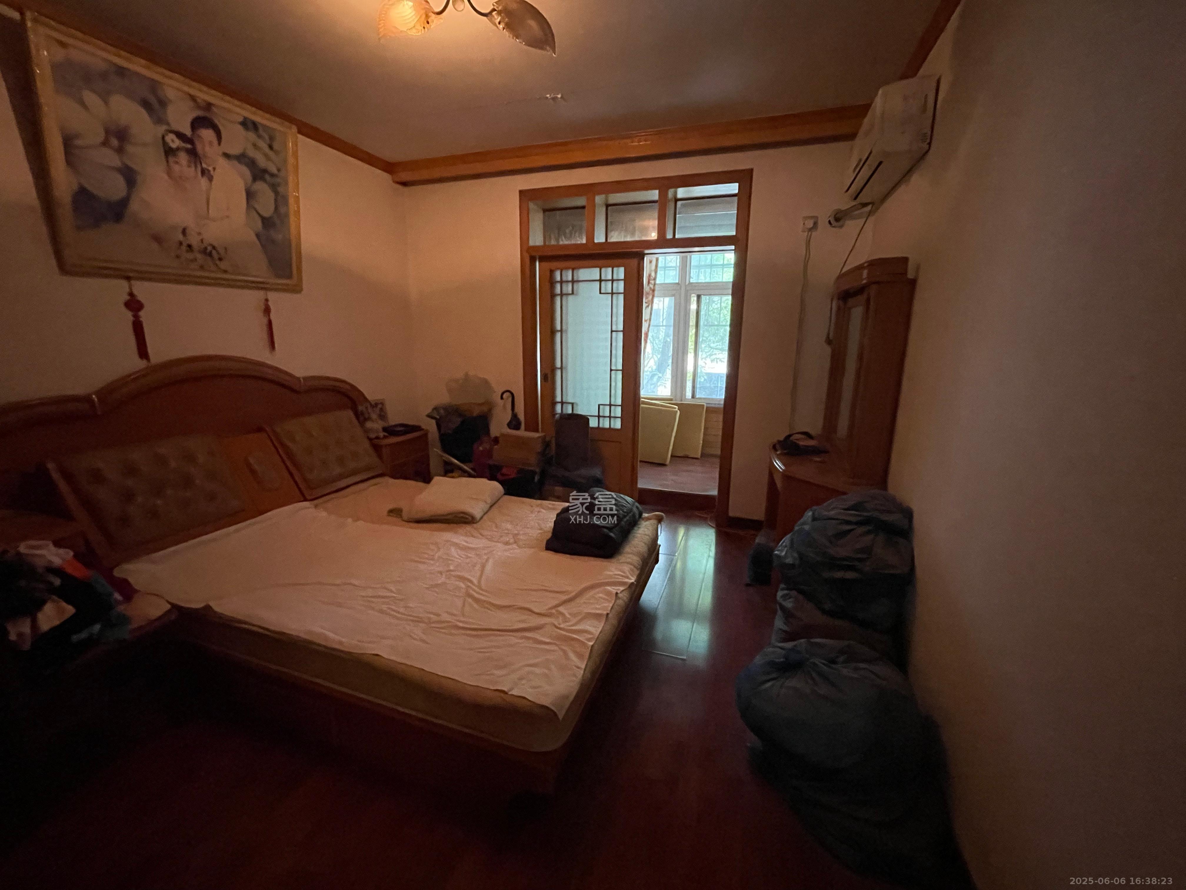 新世纪家园  2室2厅1卫    2500.0元/月 新世纪家园  2室2厅1卫    2500.0元/月