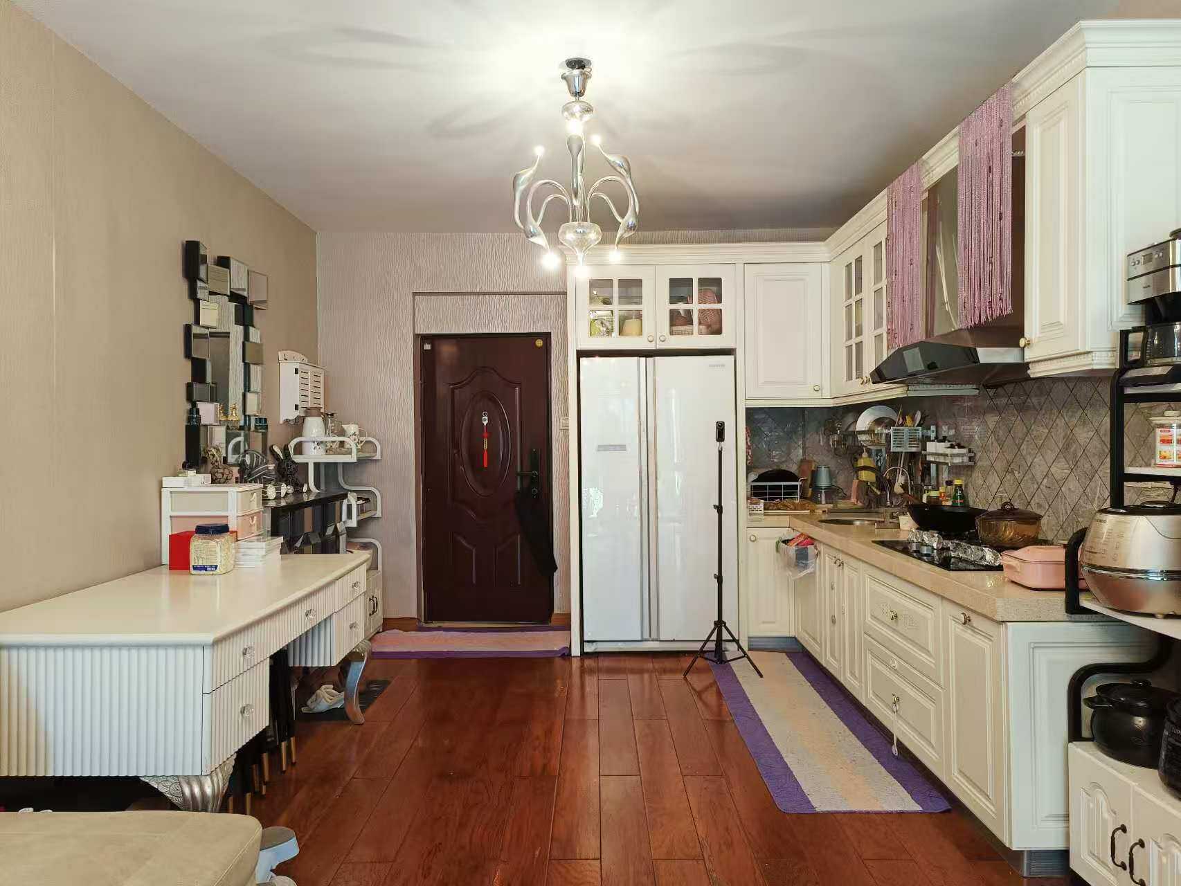 御景峰 1室2厅1卫 138.0万 御景峰 1室2厅1卫 138.0万室内图