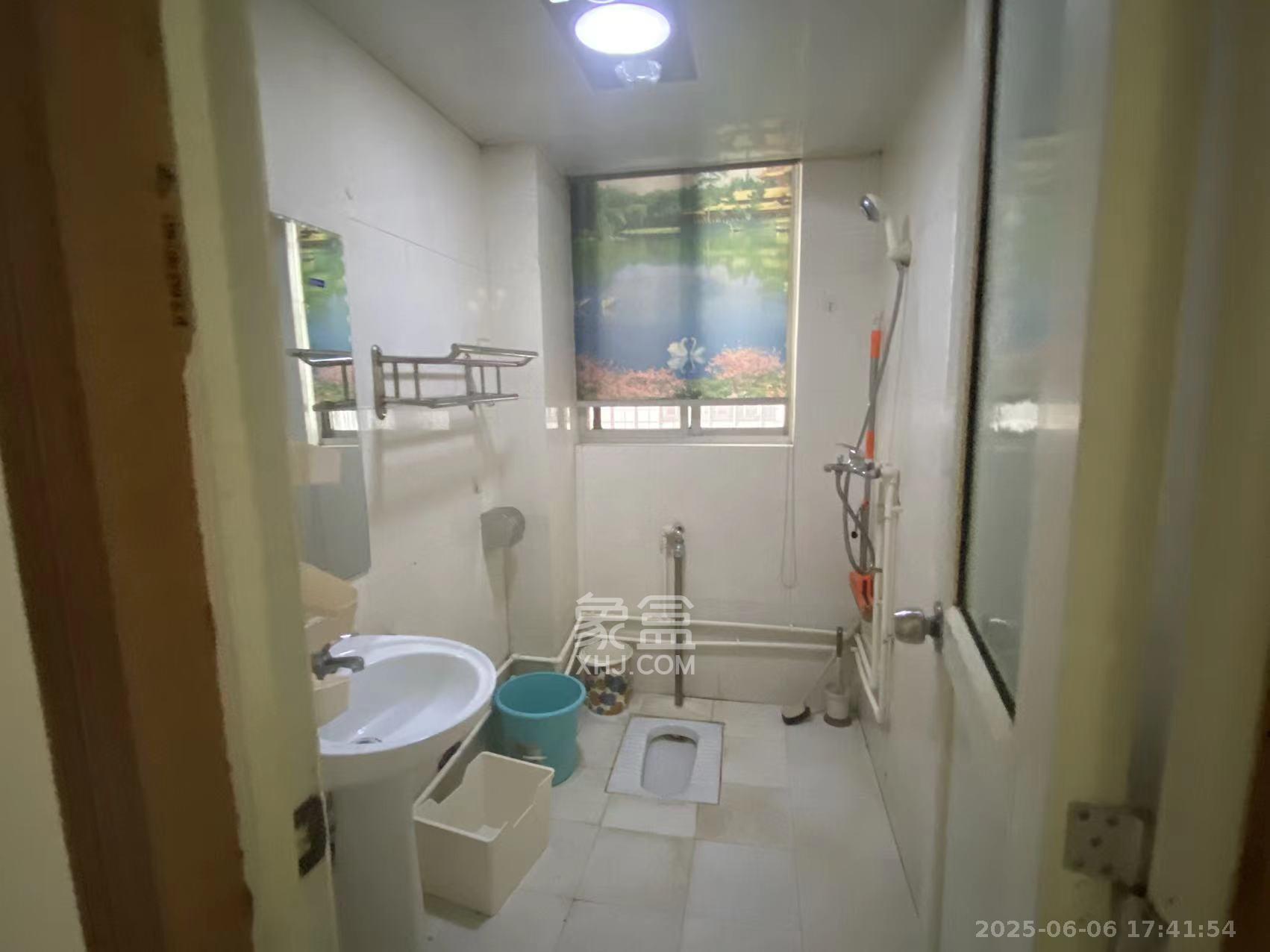 东方新世界 2室2厅1卫 2500.0元/月 东方新世界 2室2厅1卫 2500.0元/月室内图