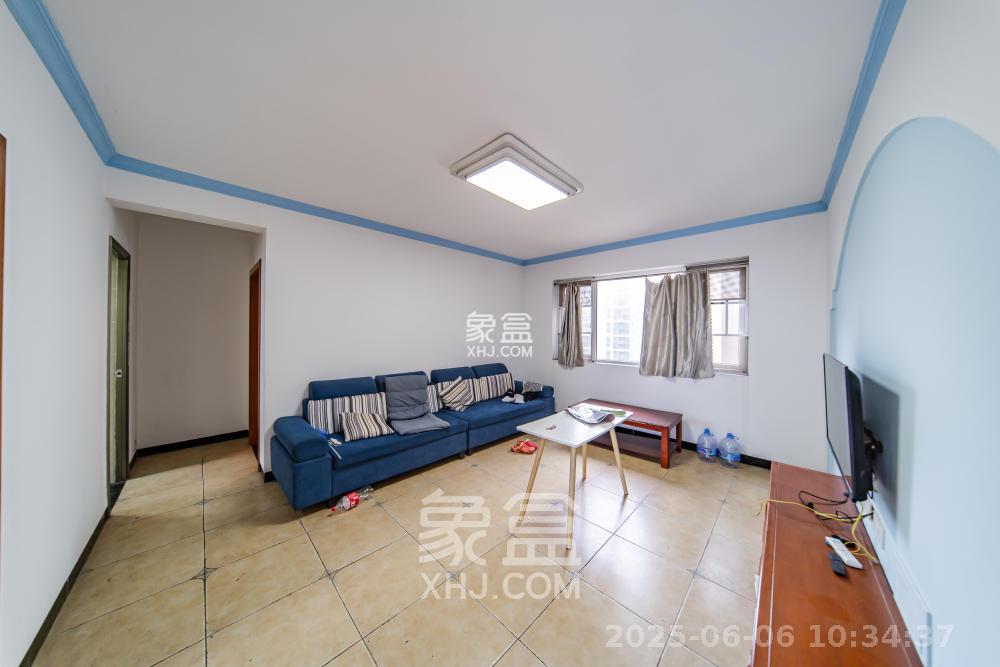 莲香园 2室1厅1卫 1900.0元/月 莲香园 2室1厅1卫 1900.0元/月室内图