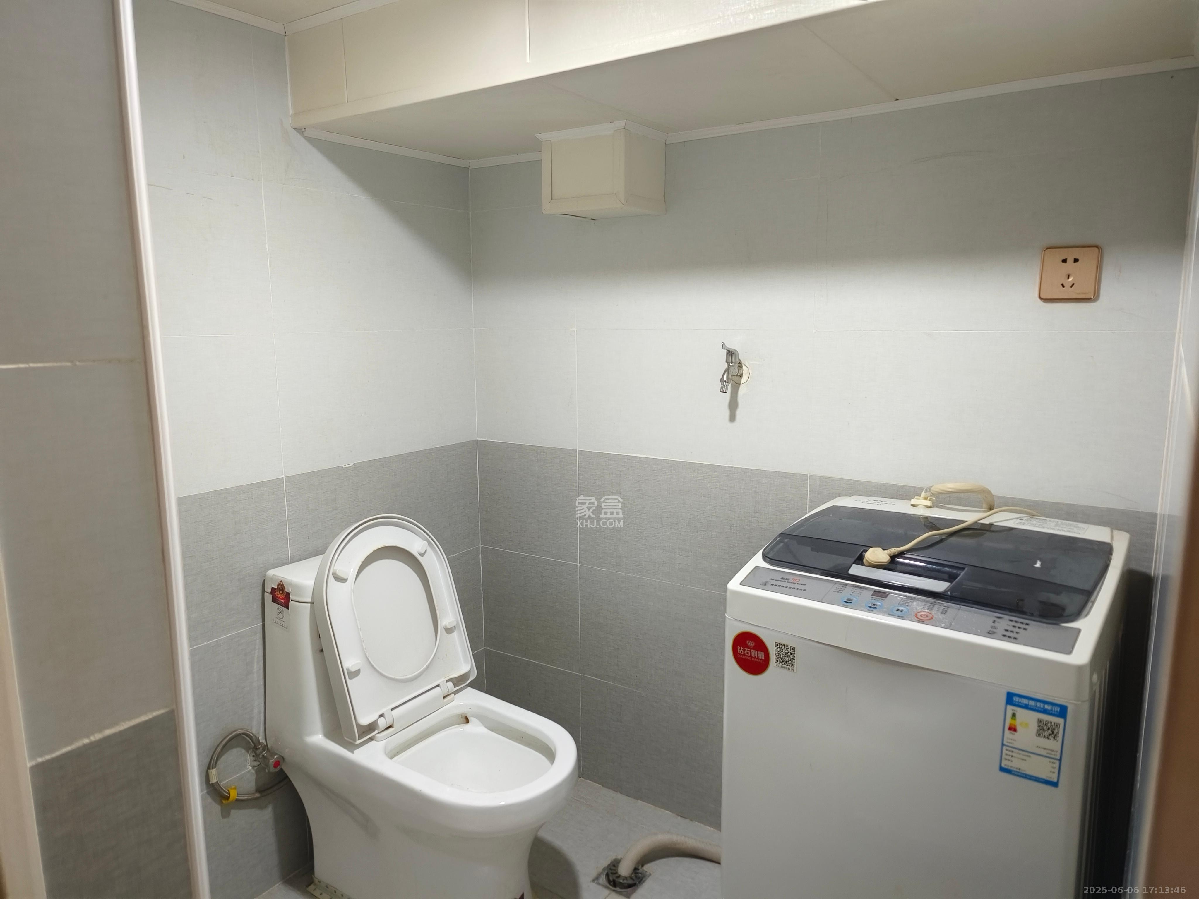 洋湖时代 1室1厅1卫 1600.0元/月 洋湖时代 1室1厅1卫 1600.0元/月室内图