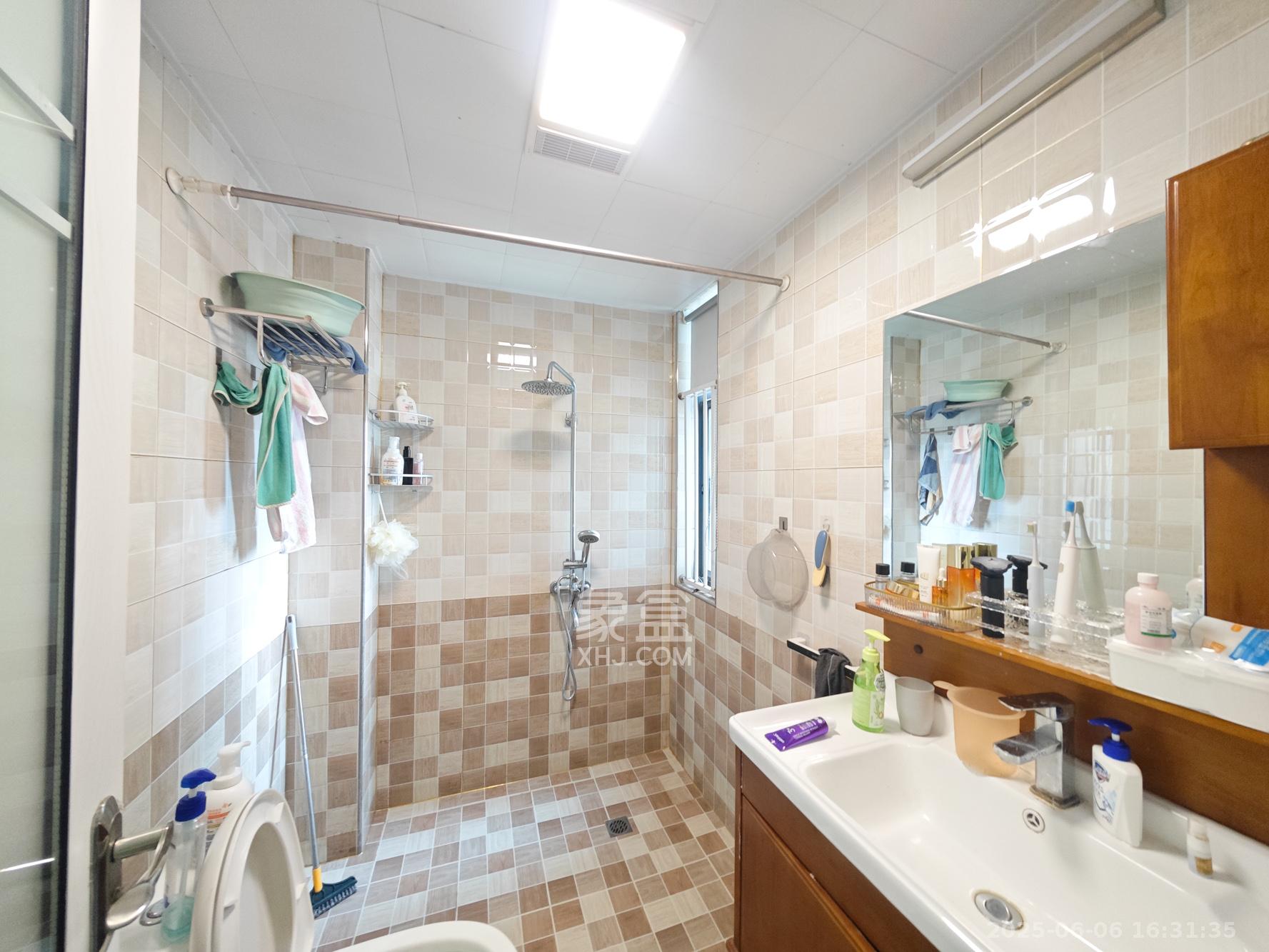 南颐园 4室2厅2卫 79.8万 南颐园 4室2厅2卫 79.8万其他