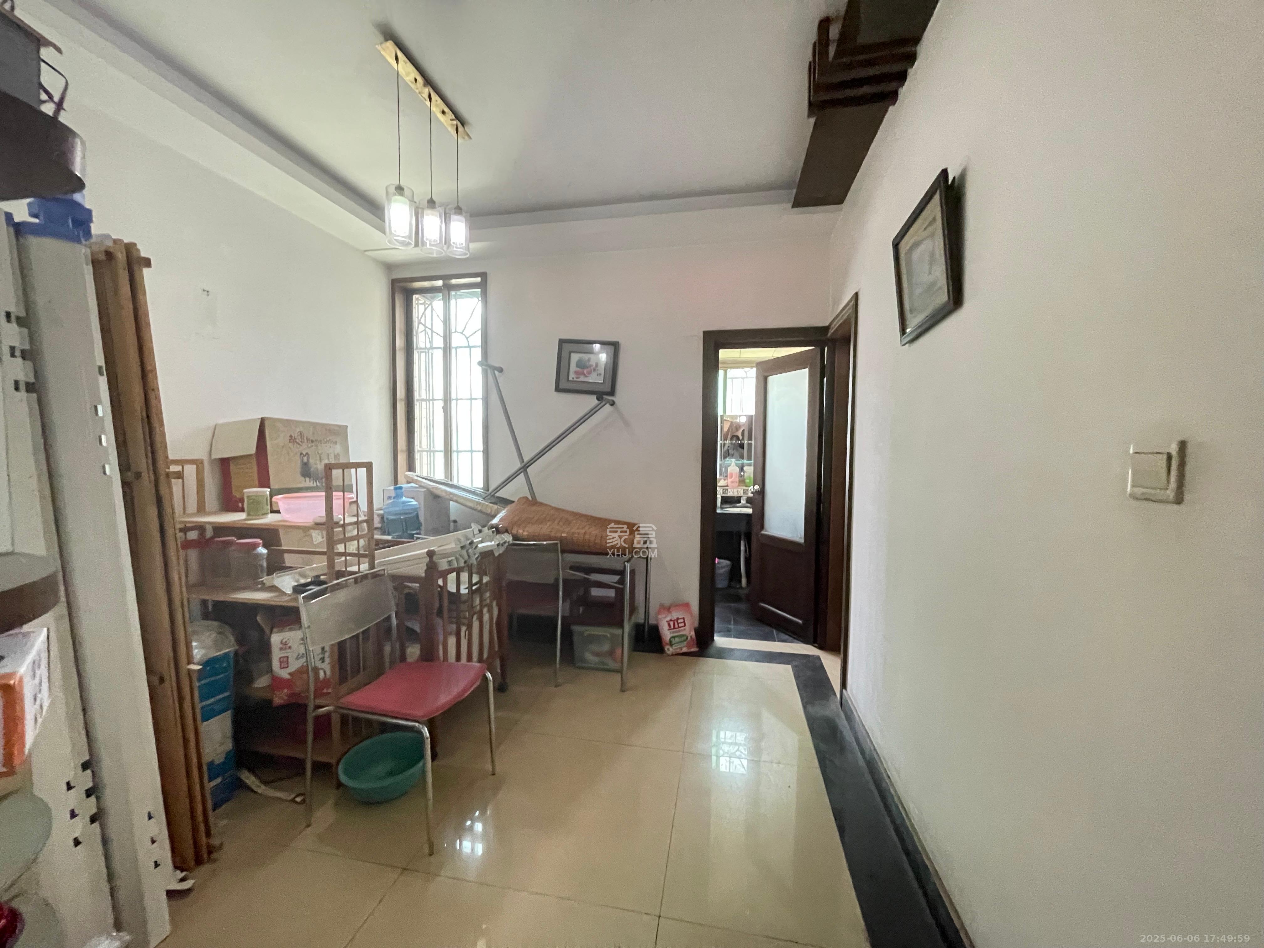 宏轩花苑  3室2厅2卫    2600.0元/月 宏轩花苑  3室2厅2卫    2600.0元/月室内图