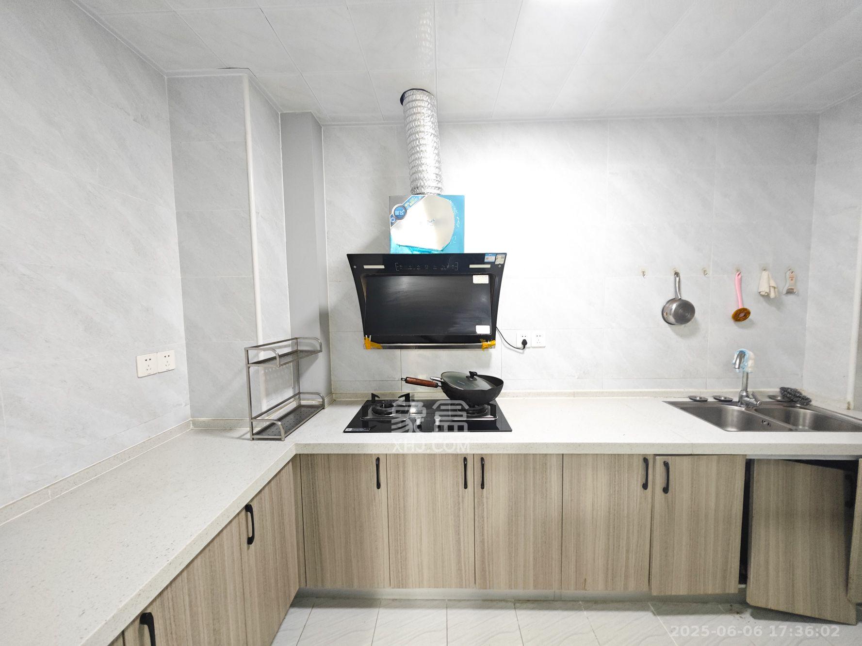 碧桂园南城首府(东宸林海) 1室0厅0卫 2500.0元/月 碧桂园南城首府(东宸林海) 1室0厅0卫 2500.0元/月室内图