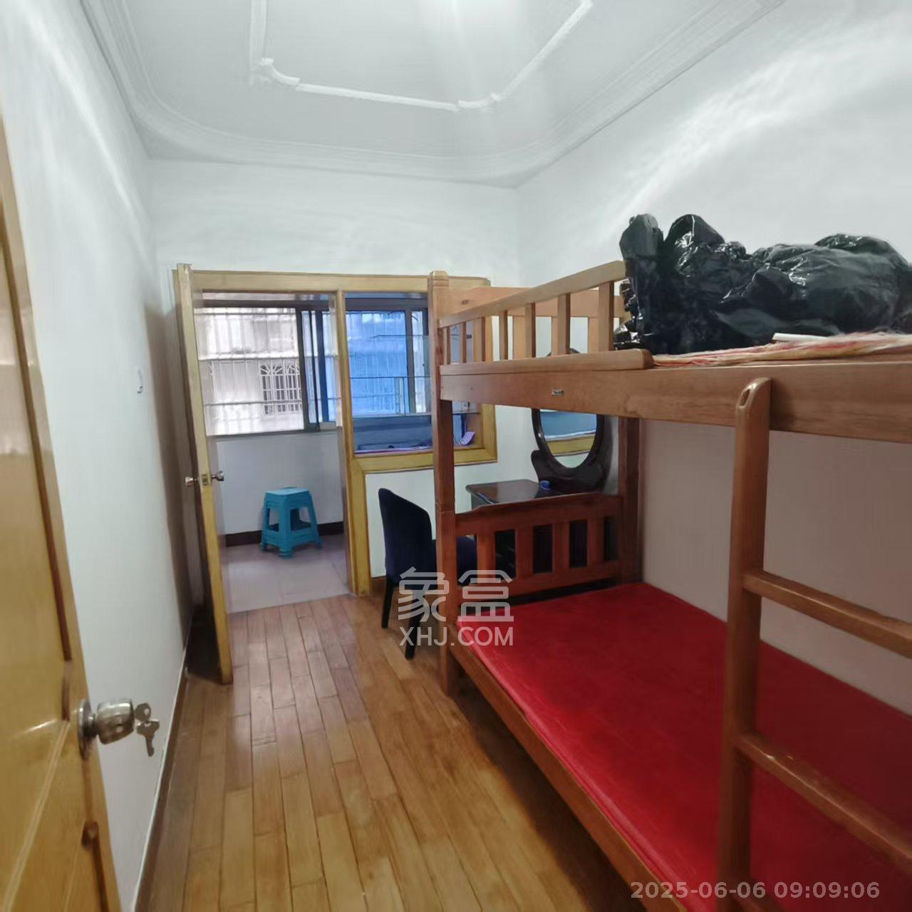 裕农街散盘 3室1厅1卫 2000.0元/月 裕农街散盘 3室1厅1卫 2000.0元/月室内图