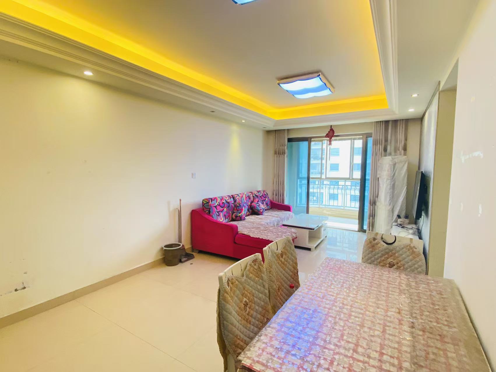 碧桂园 3室2厅1卫 1280.0元/月 碧桂园 3室2厅1卫 1280.0元/月室内图