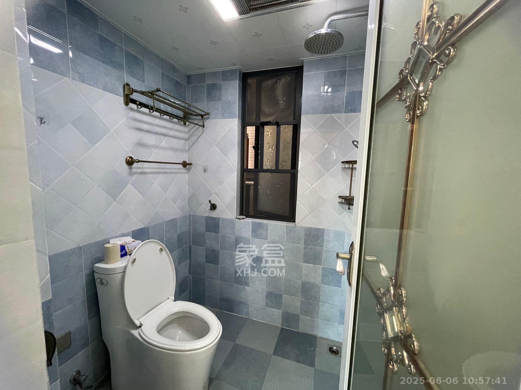 中国铁建梅溪青秀一期  3室2厅1卫   3200.00元/月室内图