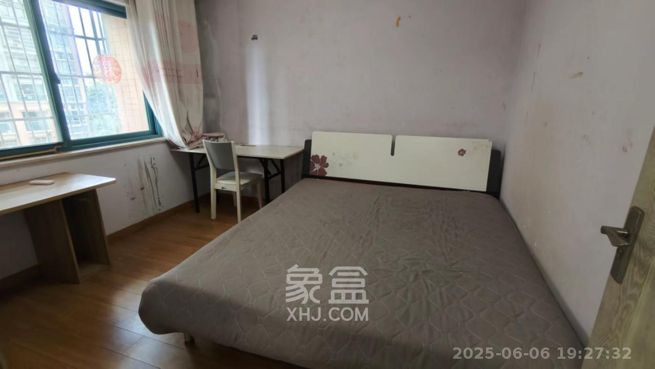 蝴蝶谷  3室2厅1卫   1600.00元/月室内图