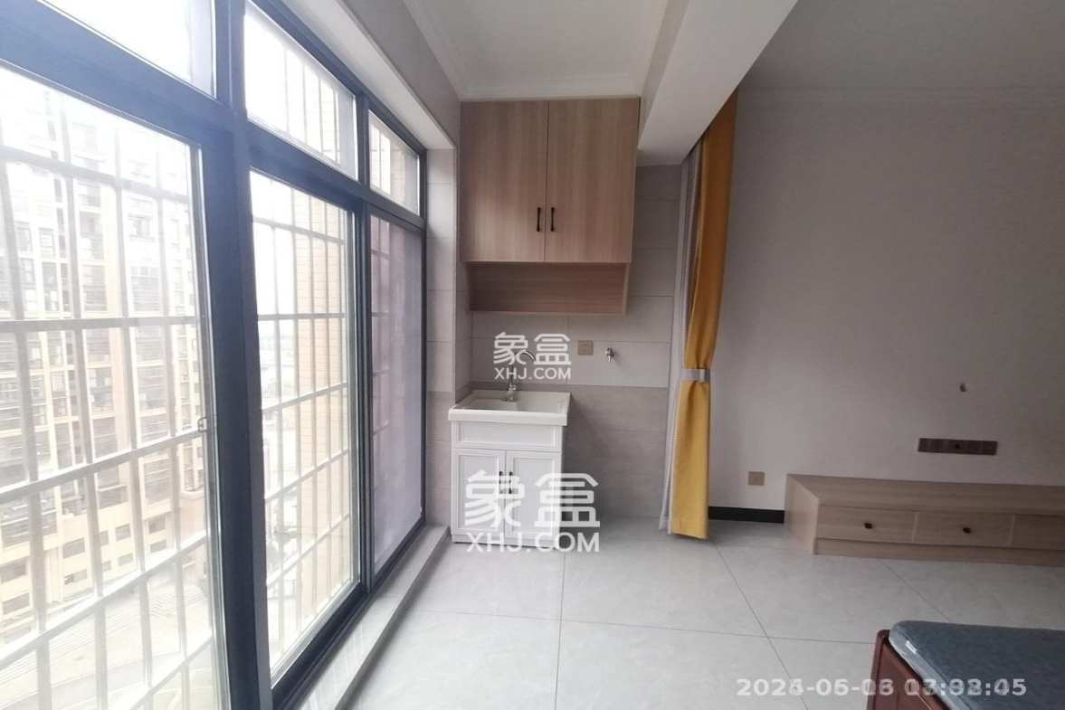 中悦领秀城  3室2厅1卫    1800.0元/月 中悦领秀城  3室2厅1卫    1800.0元/月室内图