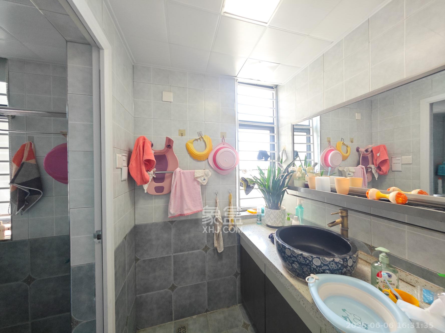 南颐园 4室2厅2卫 79.8万 南颐园 4室2厅2卫 79.8万其他