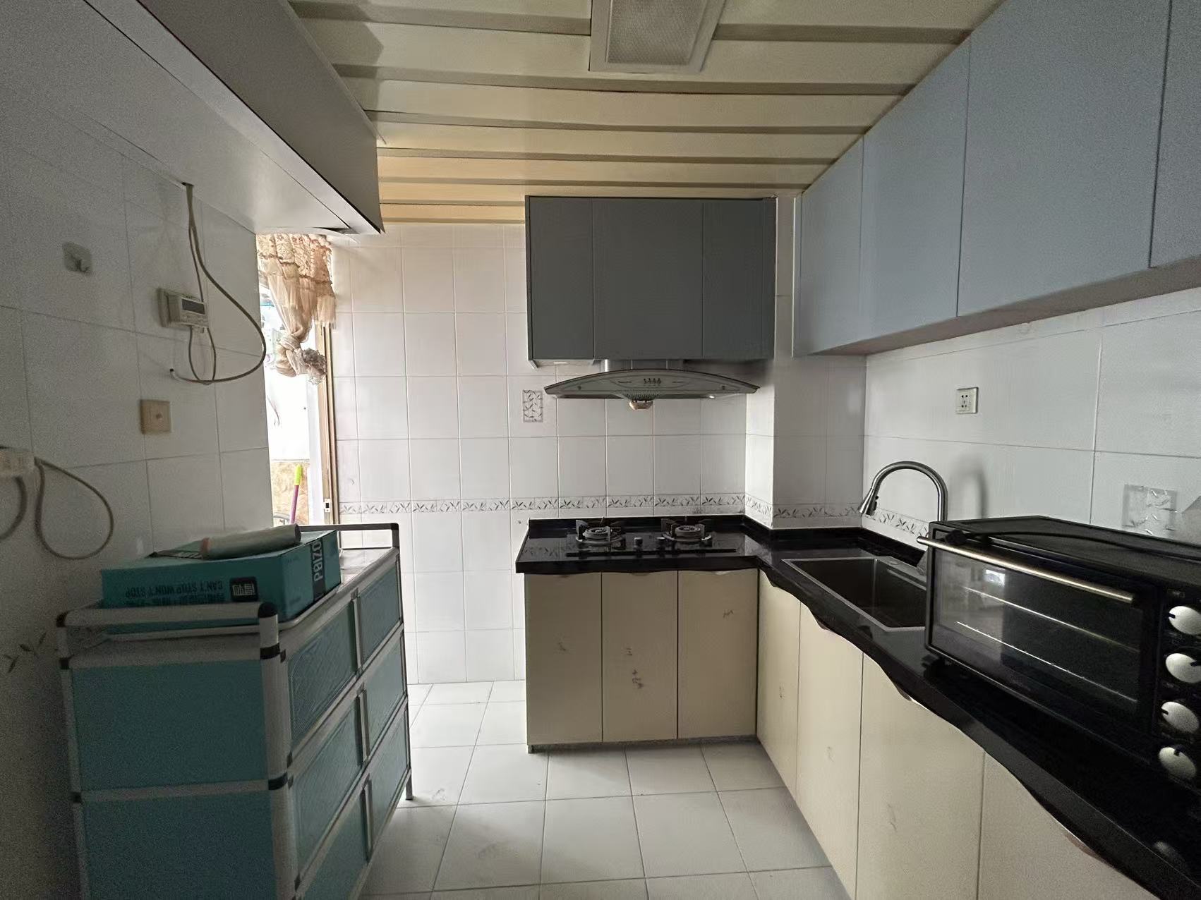 亚洲豪苑南区 2室1厅1卫 2400.0元/月 亚洲豪苑南区 2室1厅1卫 2400.0元/月室内图