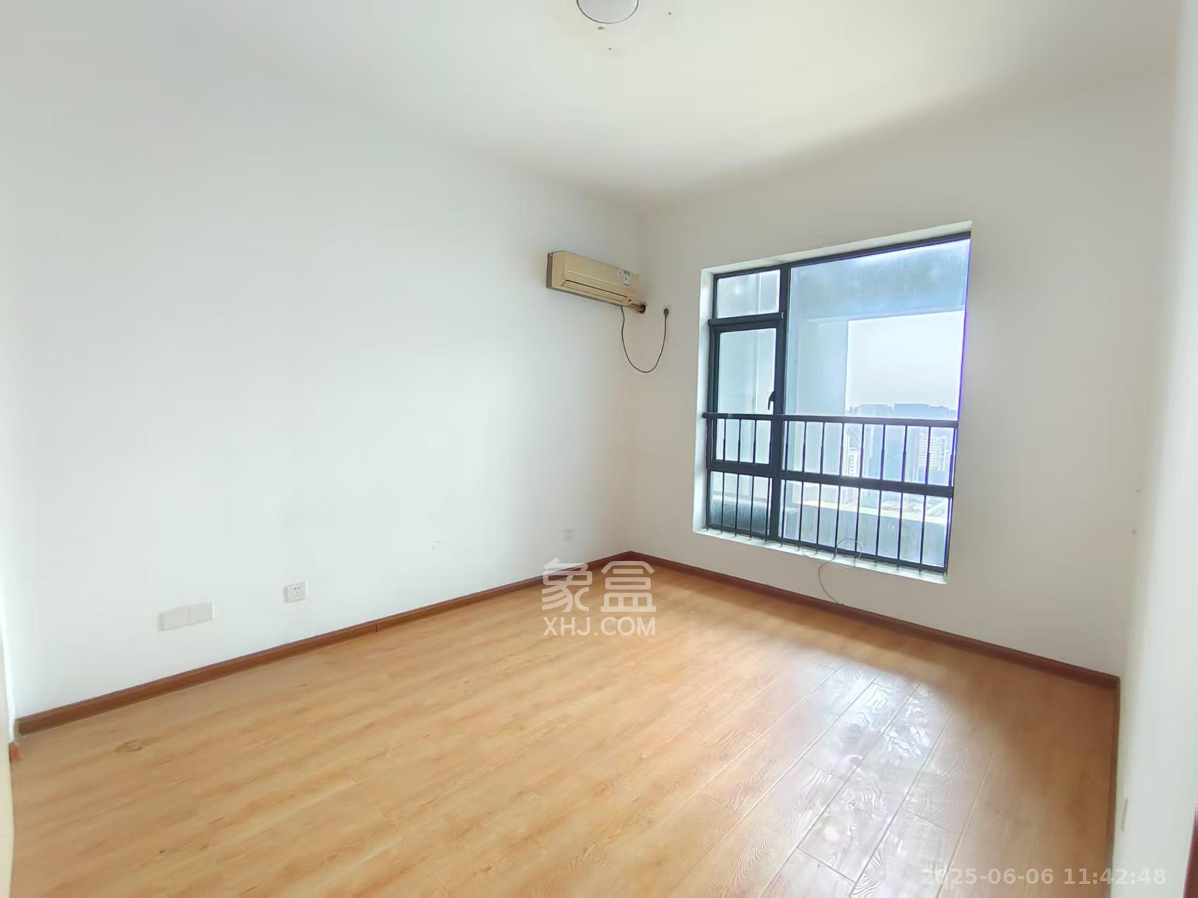 BOBO天下城(CTA财富中心) 2室2厅1卫 2700.0元/月 BOBO天下城(CTA财富中心) 2室2厅1卫 2700.0元/月室内图