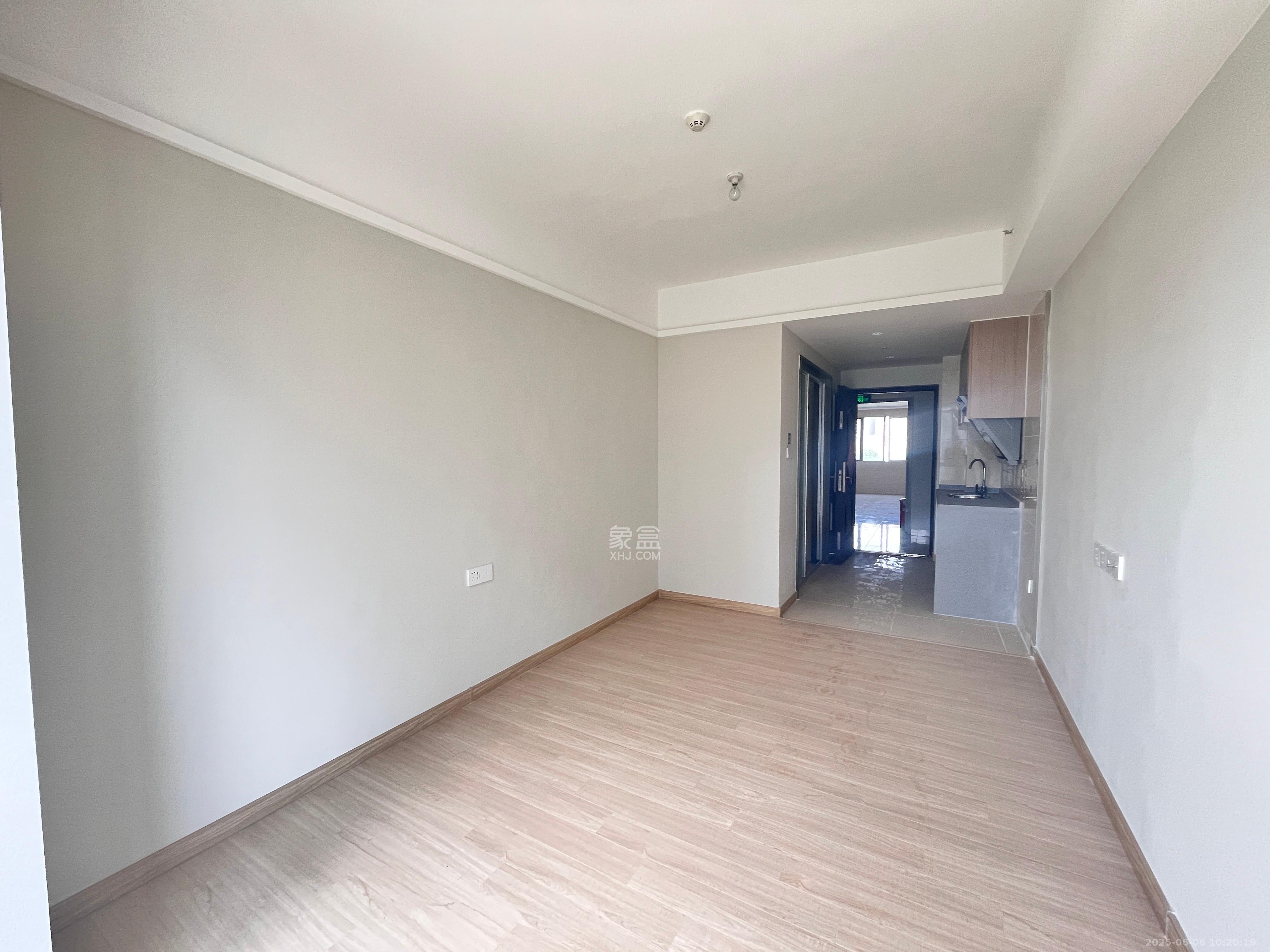 敏捷珑玥府  1室1厅1卫    900.0元/月室内图