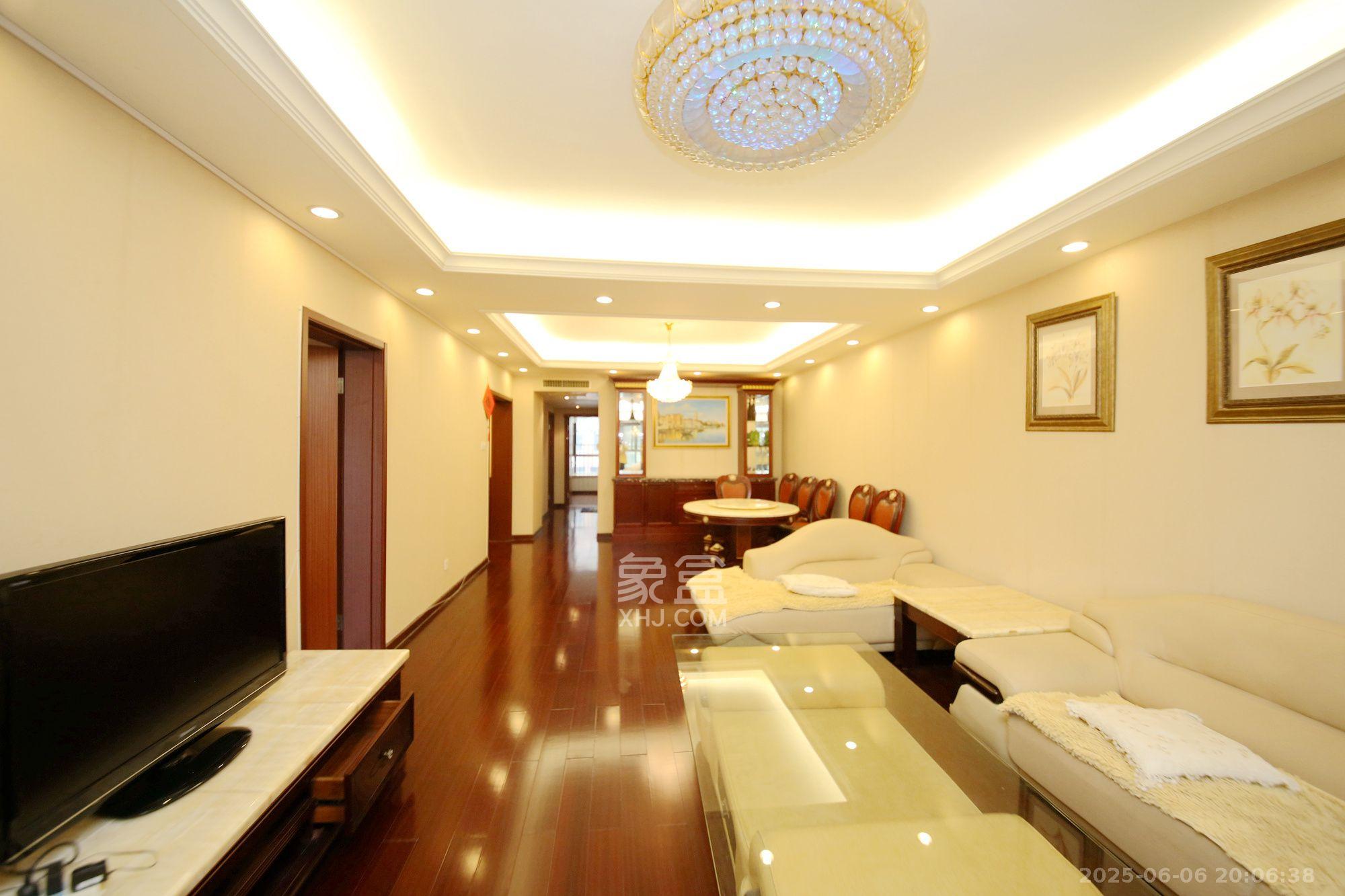 盛世美居荷园  3室2厅2卫    5000.0元/月 盛世美居荷园  3室2厅2卫    5000.0元/月