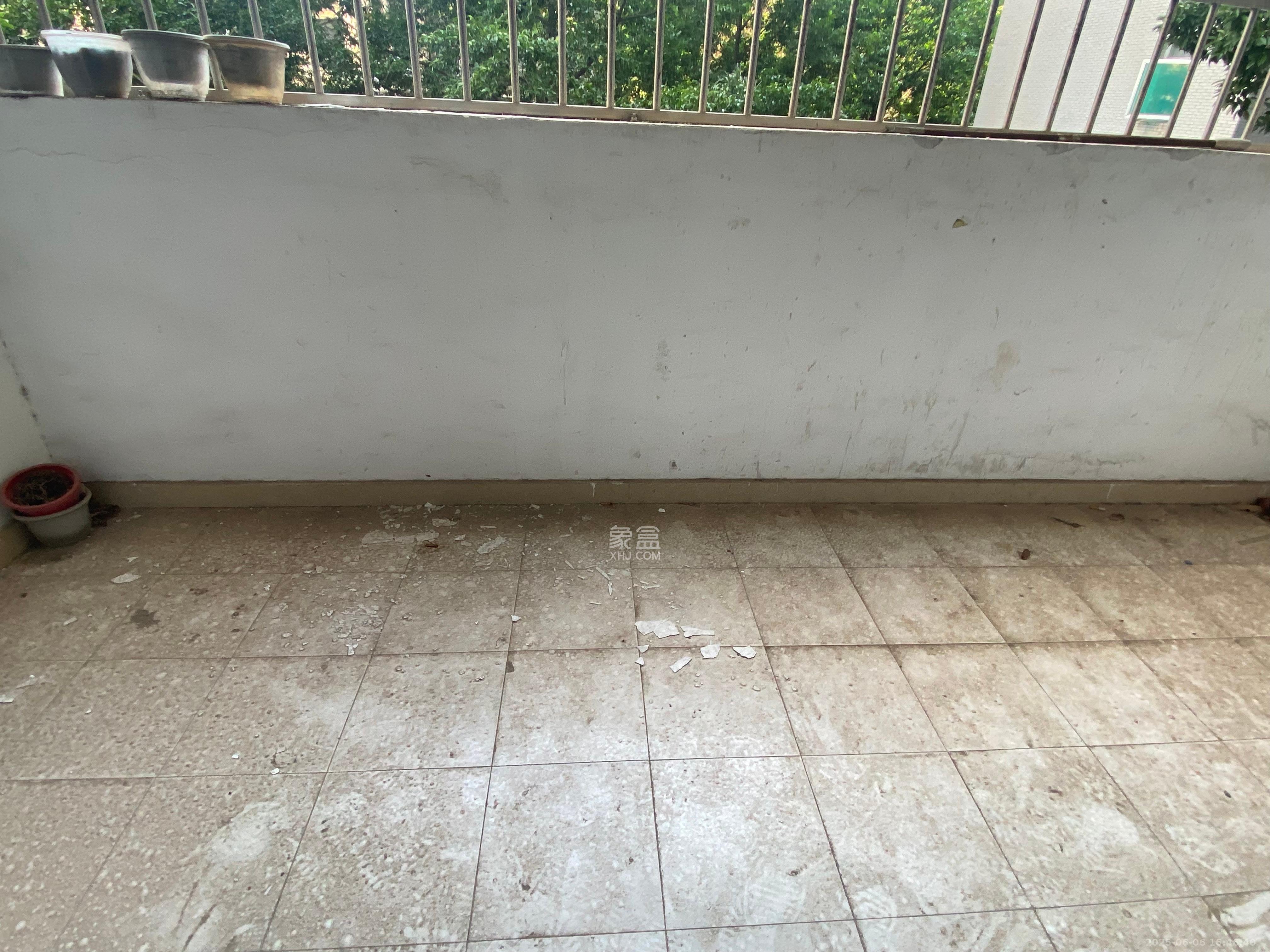 桔园经典 3室2厅1卫 2400.0元/月 桔园经典 3室2厅1卫 2400.0元/月室内图