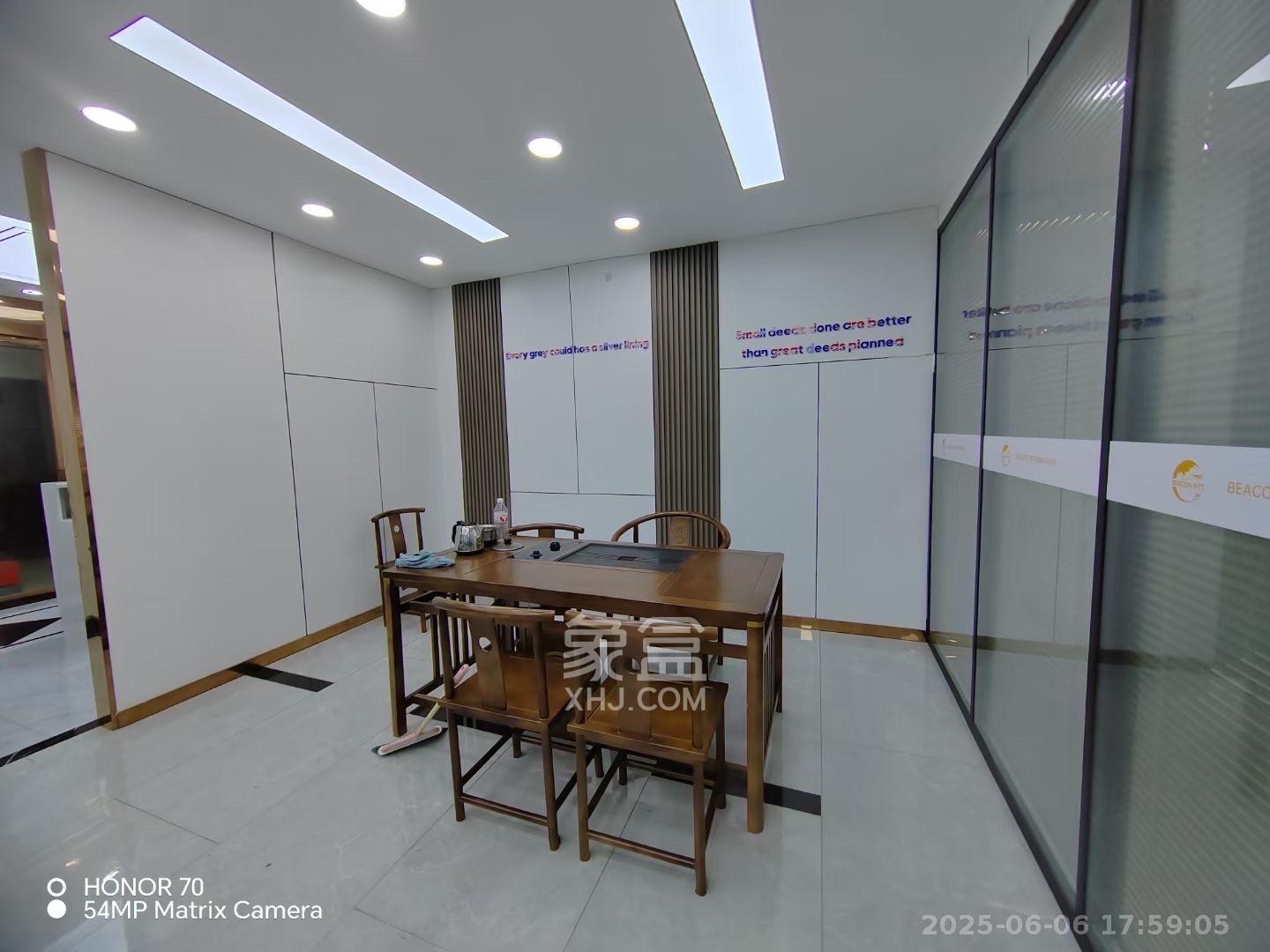 百脑汇大厦(友阿百货) 3室1厅1卫 6200.0元/月 百脑汇大厦(友阿百货) 3室1厅1卫 6200.0元/月室内图