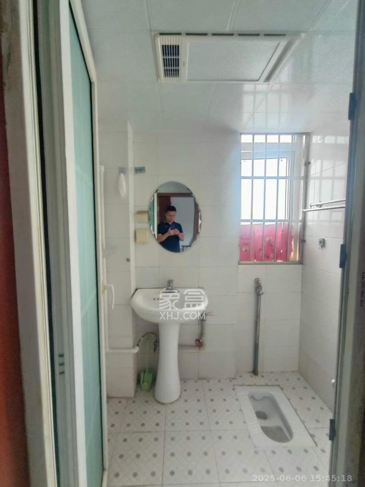 水木兰庭  3室2厅1卫   2100.00元/月室内图