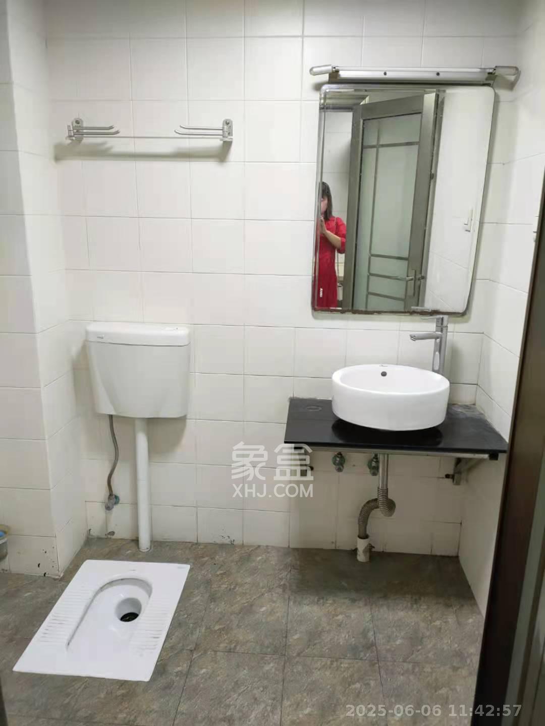 BOBO天下城(CTA财富中心) 2室2厅1卫 2500.0元/月 BOBO天下城(CTA财富中心) 2室2厅1卫 2500.0元/月室内图