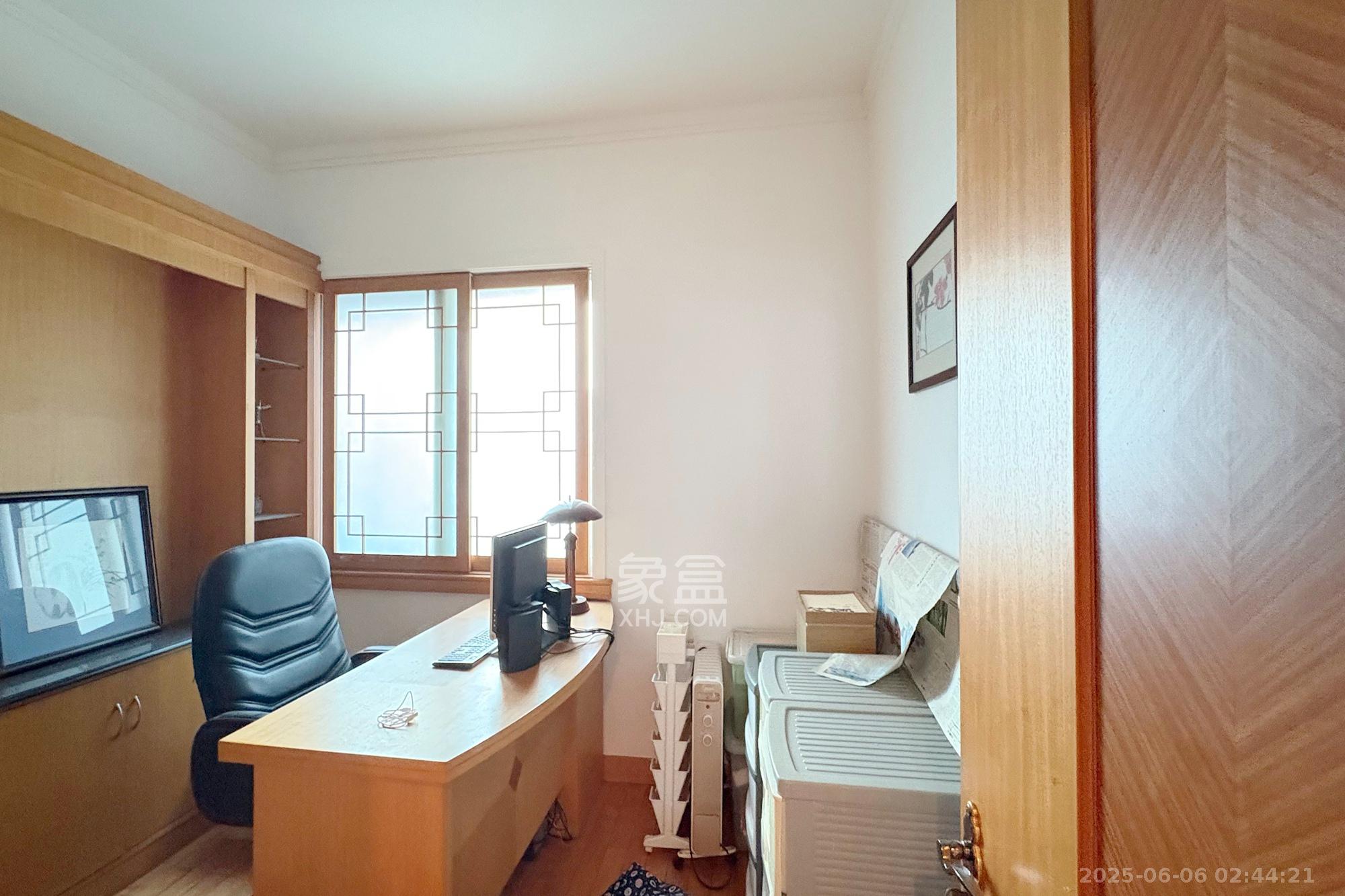 安全厅宿舍阳光小区(湘湖渔场阳光小区) 4室2厅2卫 125.0万 安全厅宿舍阳光小区(湘湖渔场阳光小区) 4室2厅2卫 125.0万其他