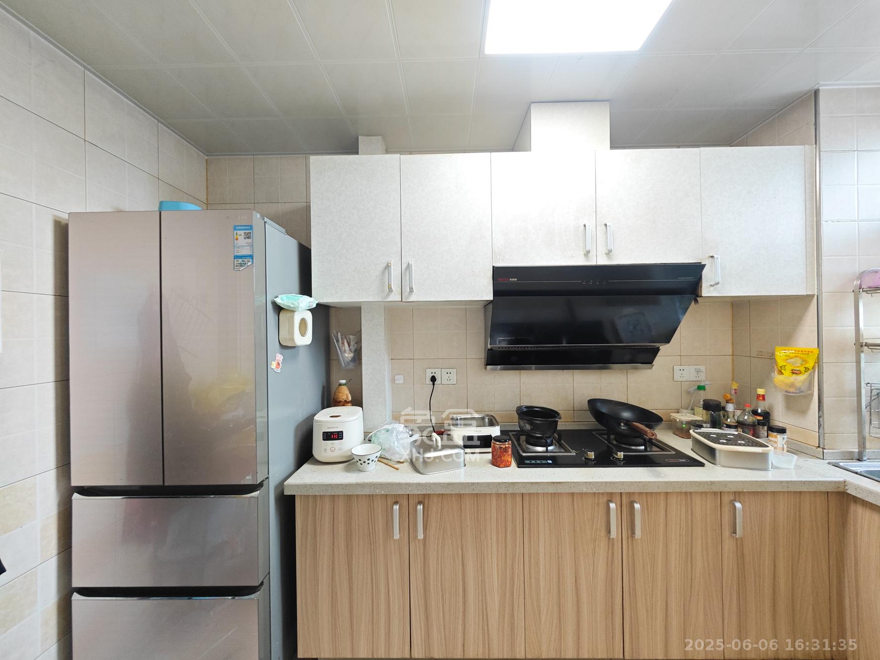 南颐园 4室2厅2卫 79.8万 南颐园 4室2厅2卫 79.8万其他