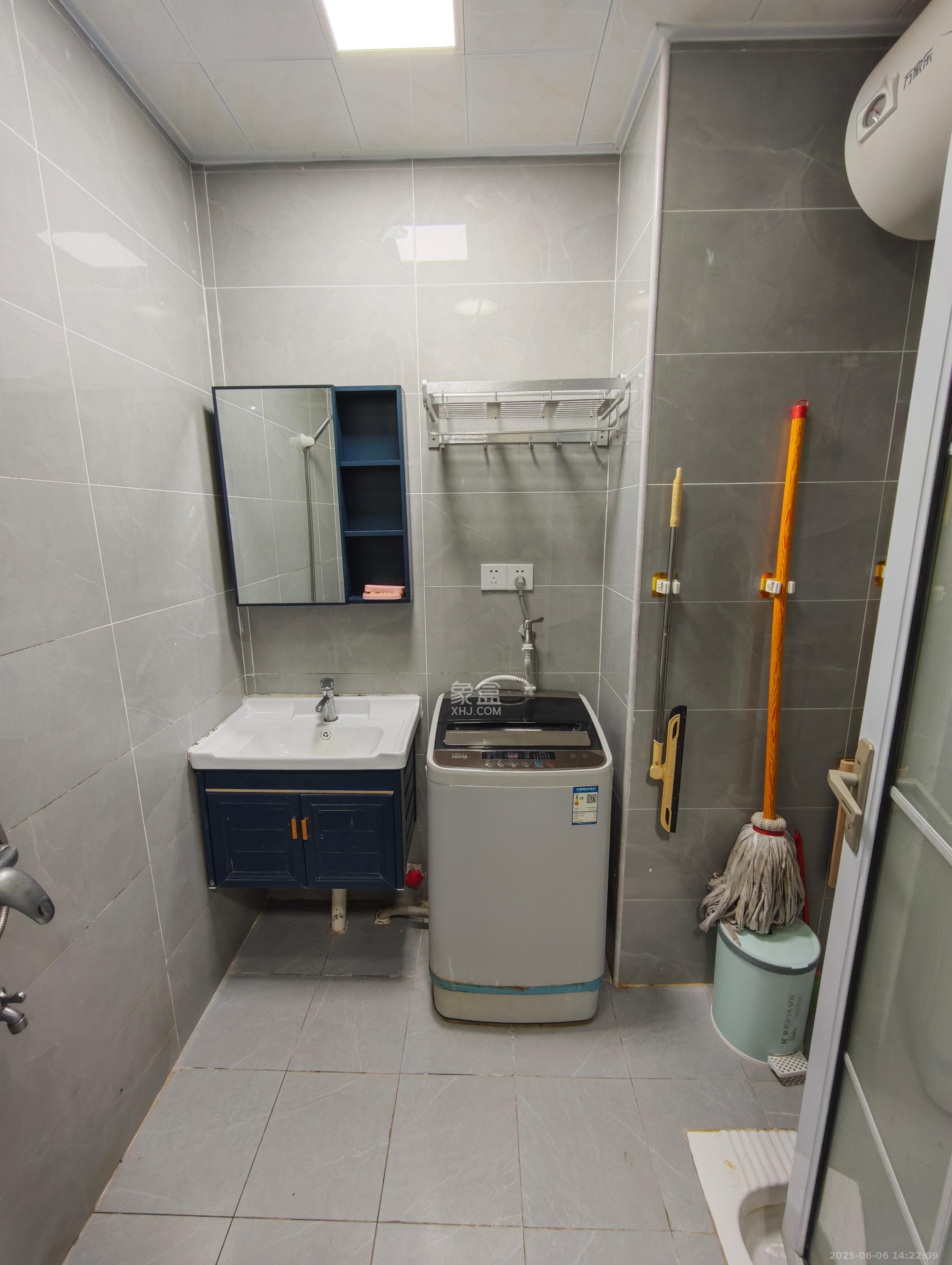 金科天悦(金科美邻汇) 1室1厅1卫 1300.0元/月 金科天悦(金科美邻汇) 1室1厅1卫 1300.0元/月室内图