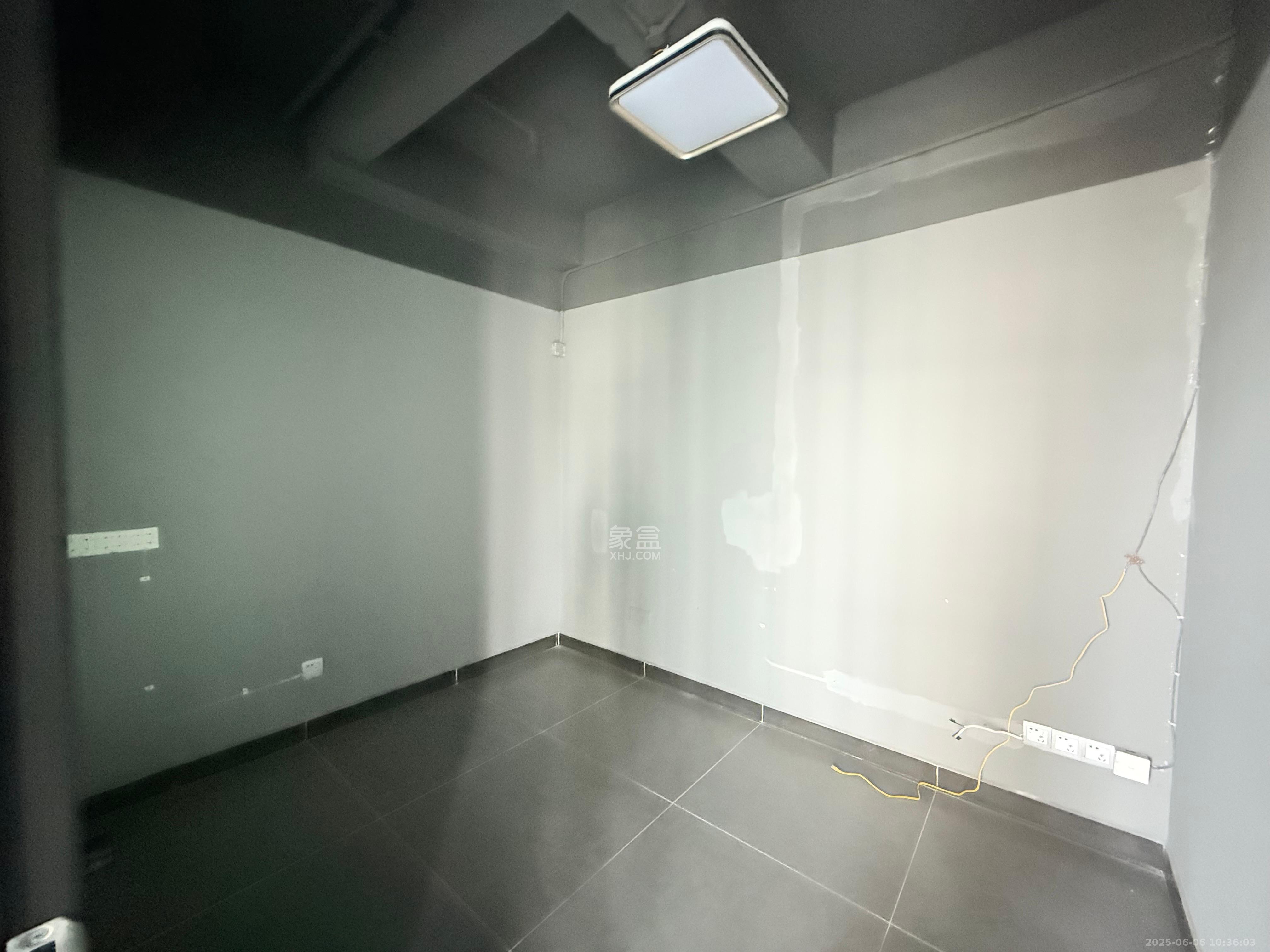 融科东南海 3室2厅1卫 3400.0元/月 融科东南海 3室2厅1卫 3400.0元/月室内图