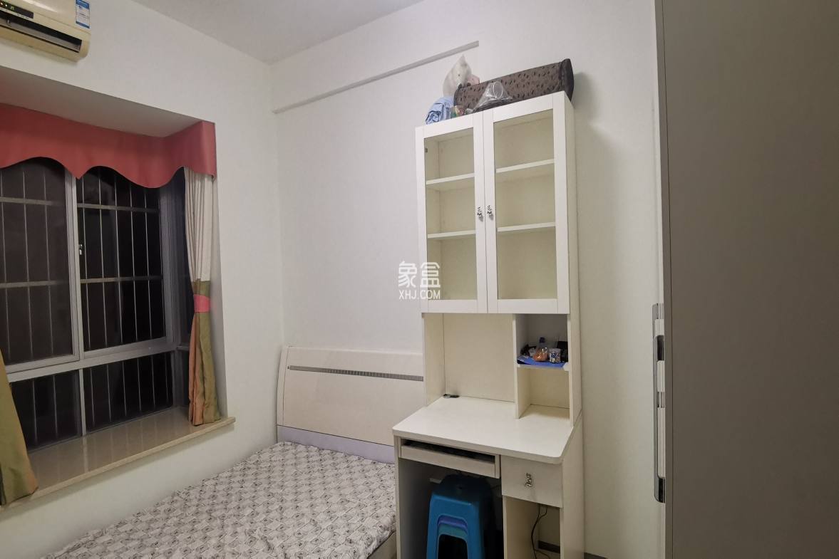 宝源花园 3室2厅1卫 2500.0元/月 宝源花园 3室2厅1卫 2500.0元/月室内图