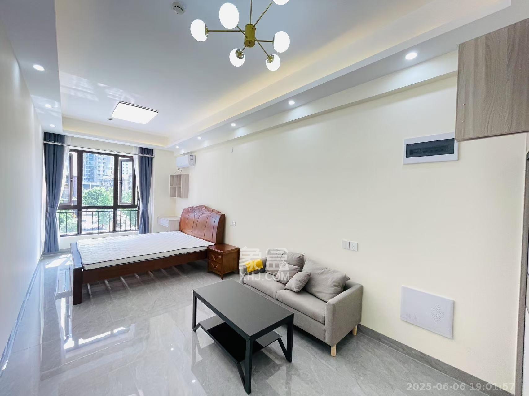 新力铂园(江山云著) 1室1厅1卫 1600.0元/月 新力铂园(江山云著) 1室1厅1卫 1600.0元/月室内图