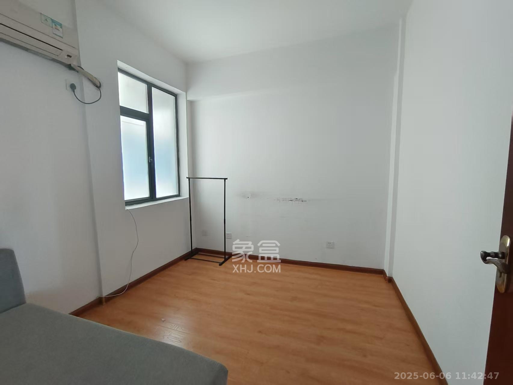 BOBO天下城(CTA财富中心) 2室2厅1卫 2700.0元/月 BOBO天下城(CTA财富中心) 2室2厅1卫 2700.0元/月室内图