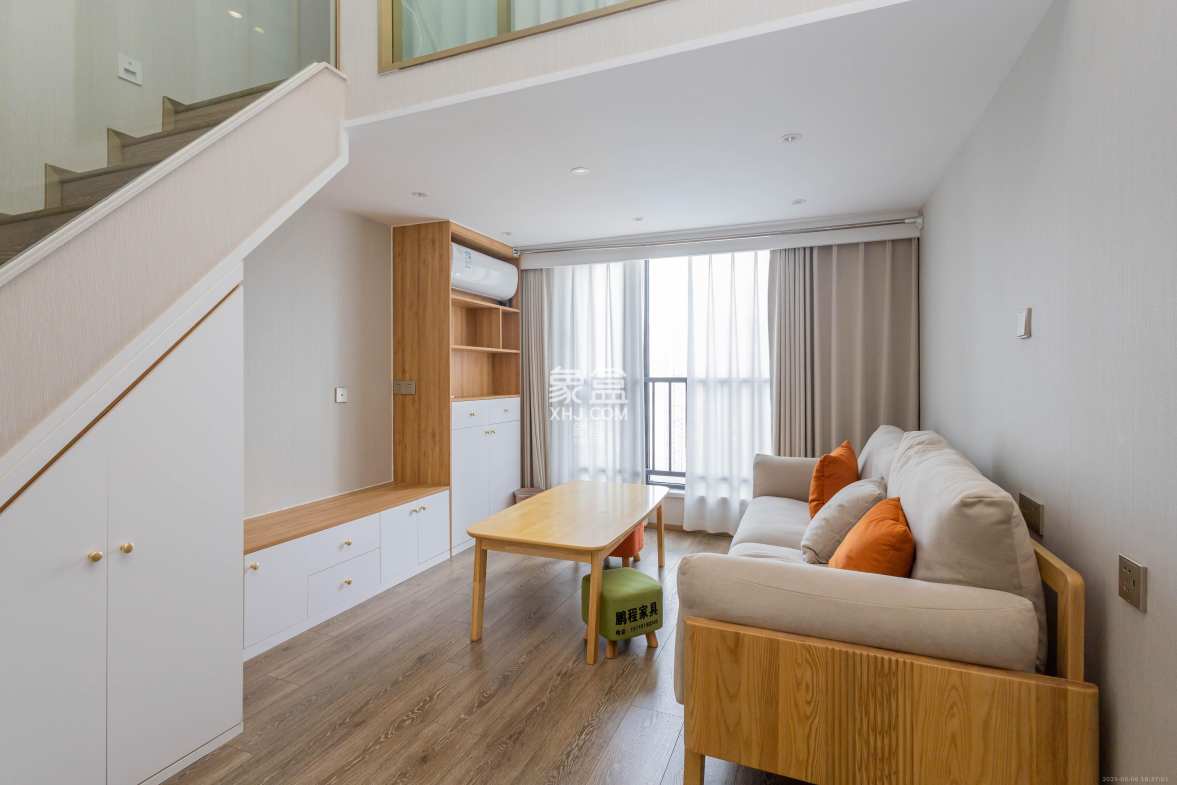 华远海蓝郡  1室0厅0卫    26.0万 华远海蓝郡  1室0厅0卫    26.0万客厅