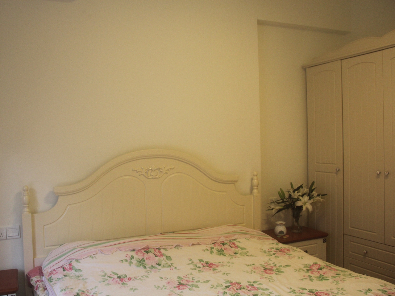 海悦东方  2室2厅1卫    3500.0元/月 海悦东方  2室2厅1卫    3500.0元/月室内图