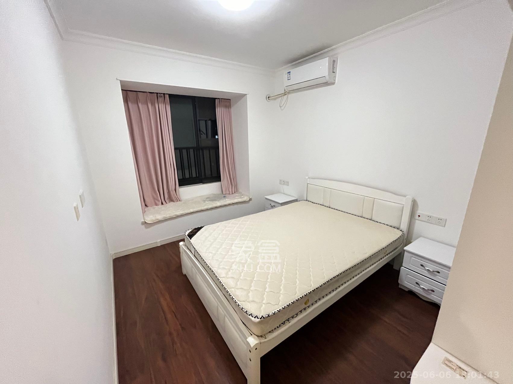 万科魅力之城  1室0厅0卫   2400.00元/月室内图